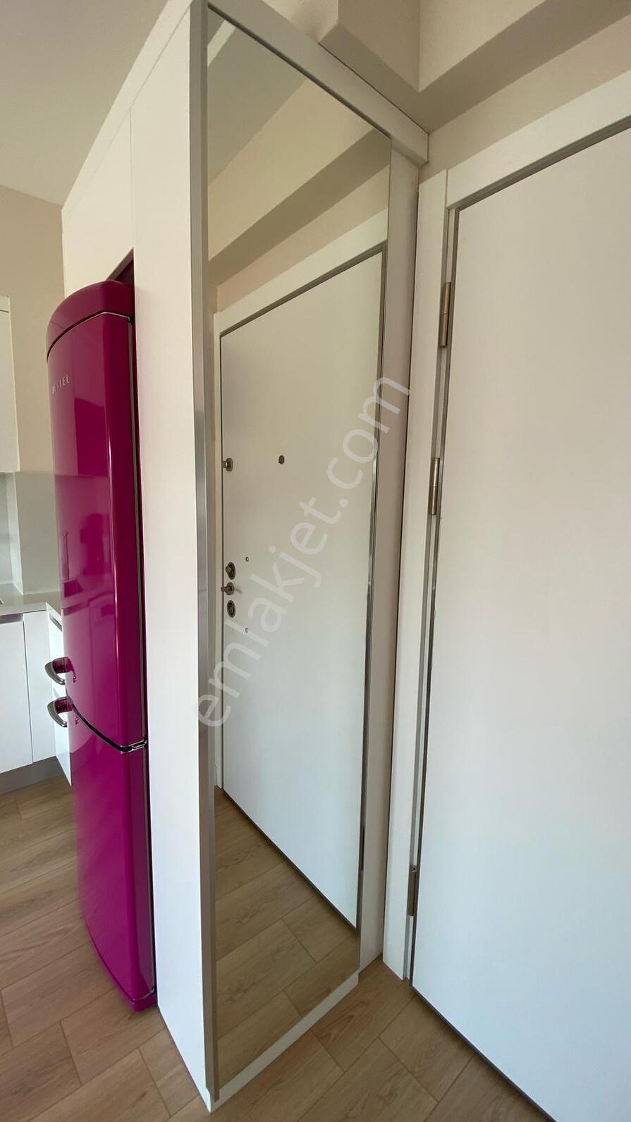 Bornova Kılıçoğlı Koşay Rezidansta-eşyalı-manzaralı-kiralık 1+1 - Görsel 26