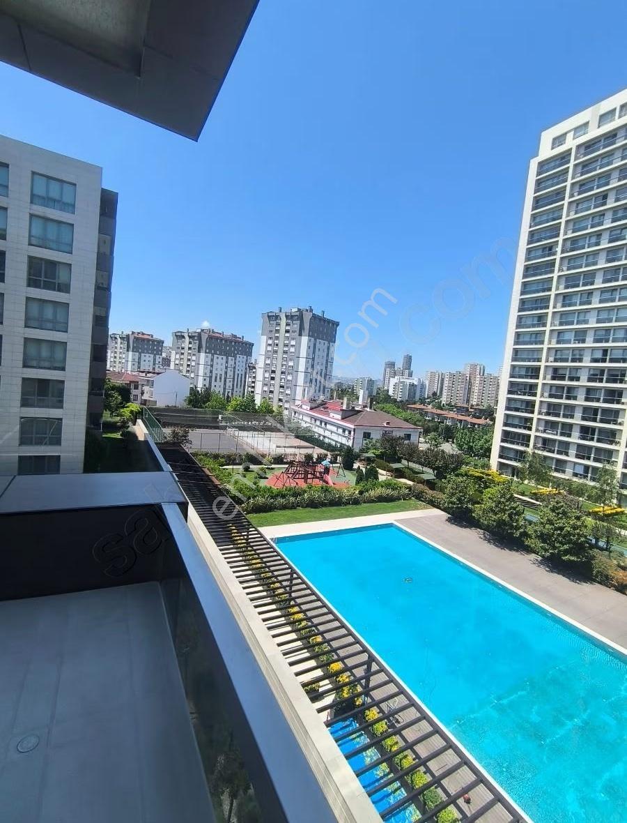 Esem Emlaktan Elite City De Batı Cepheli,kısa Katlılarda
