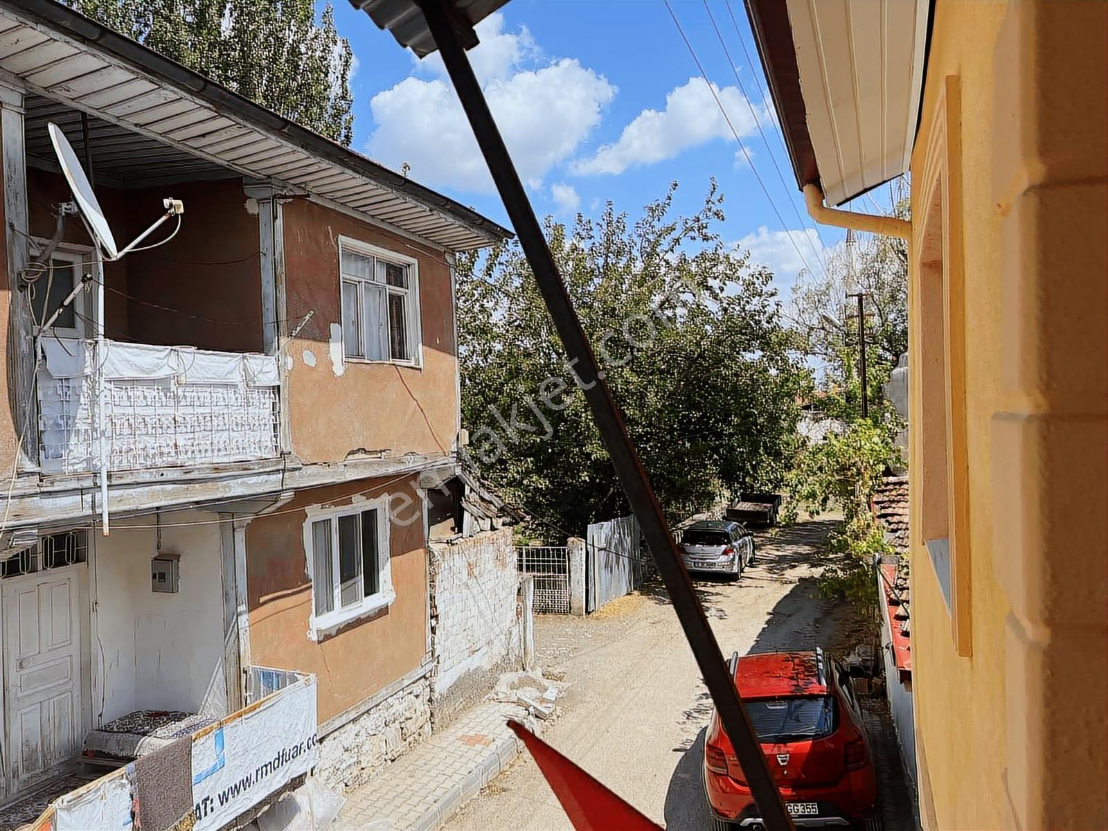 Yenilenmiş Müstakil Bahçeli Dublex ,kombili Zile Evi Uygun Fiyat - Görsel 10