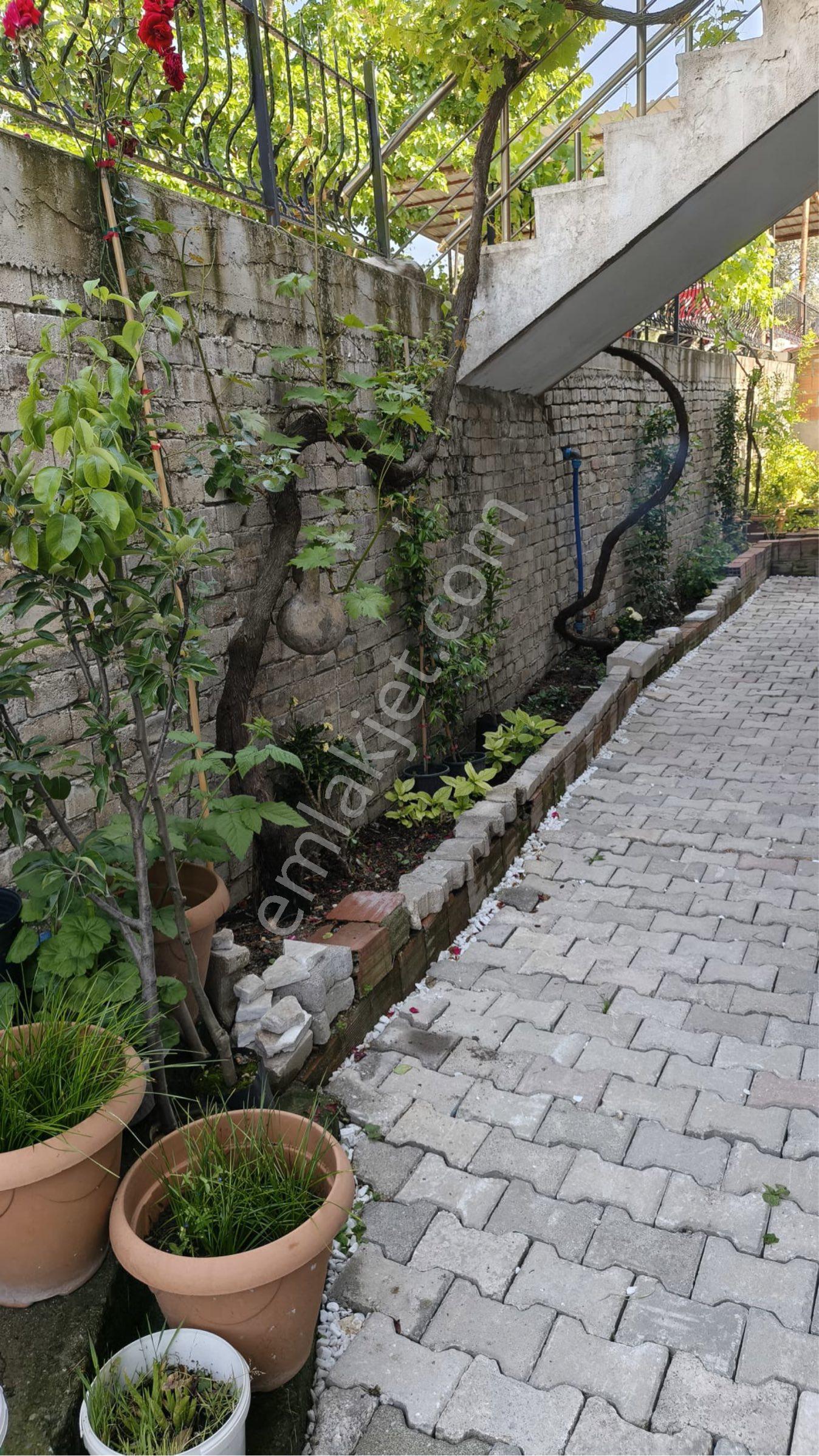 Çınarcık’ta Yeşillikler İçinde, Meslek Yüksek Okulu Yanı, 90 M2 Full Eşyalı 2+1 Bahçe Katı Yazlık! - Görsel 15