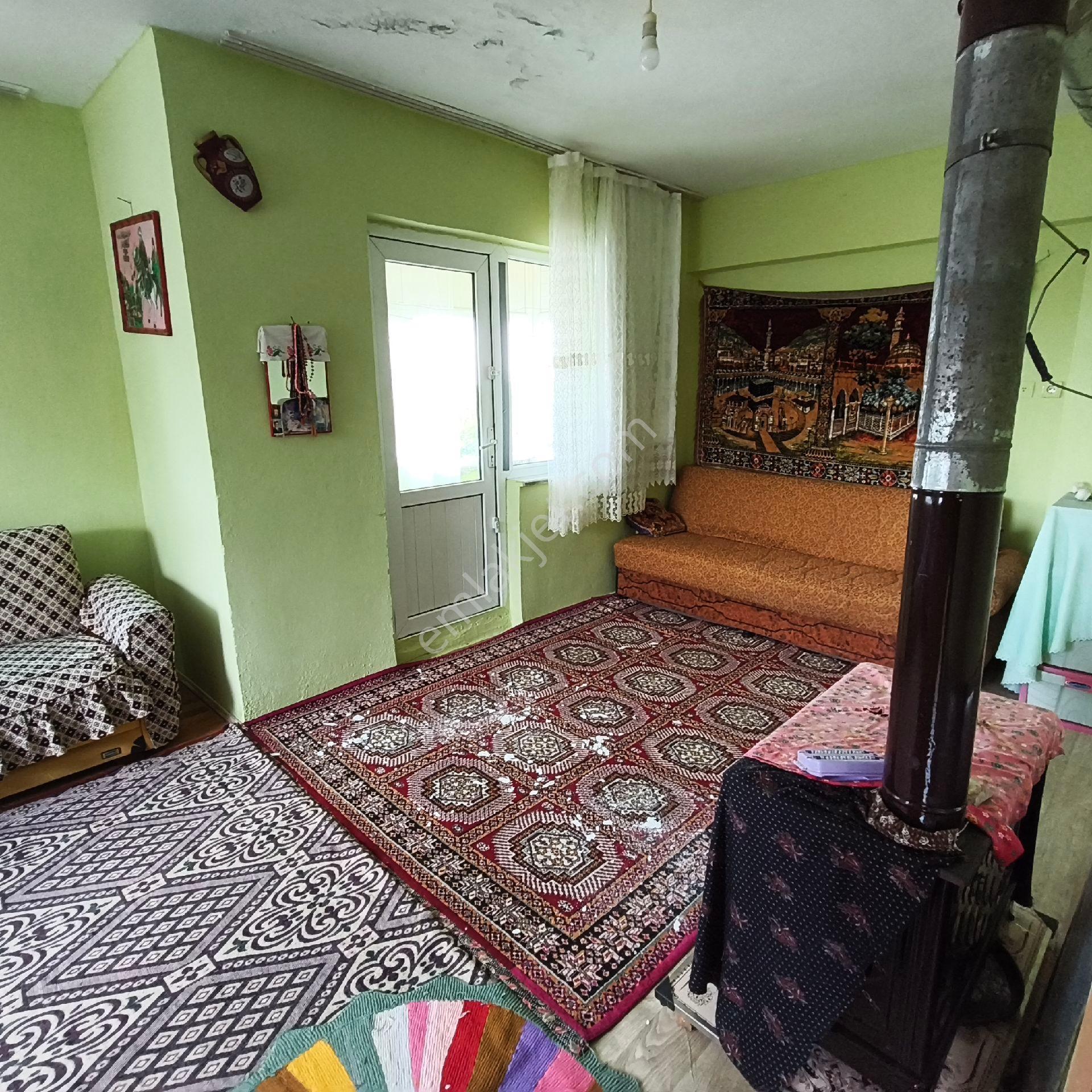 Satılık Derçine De Bahçeli Toki Evi 2 Ci Kat - Görsel 8