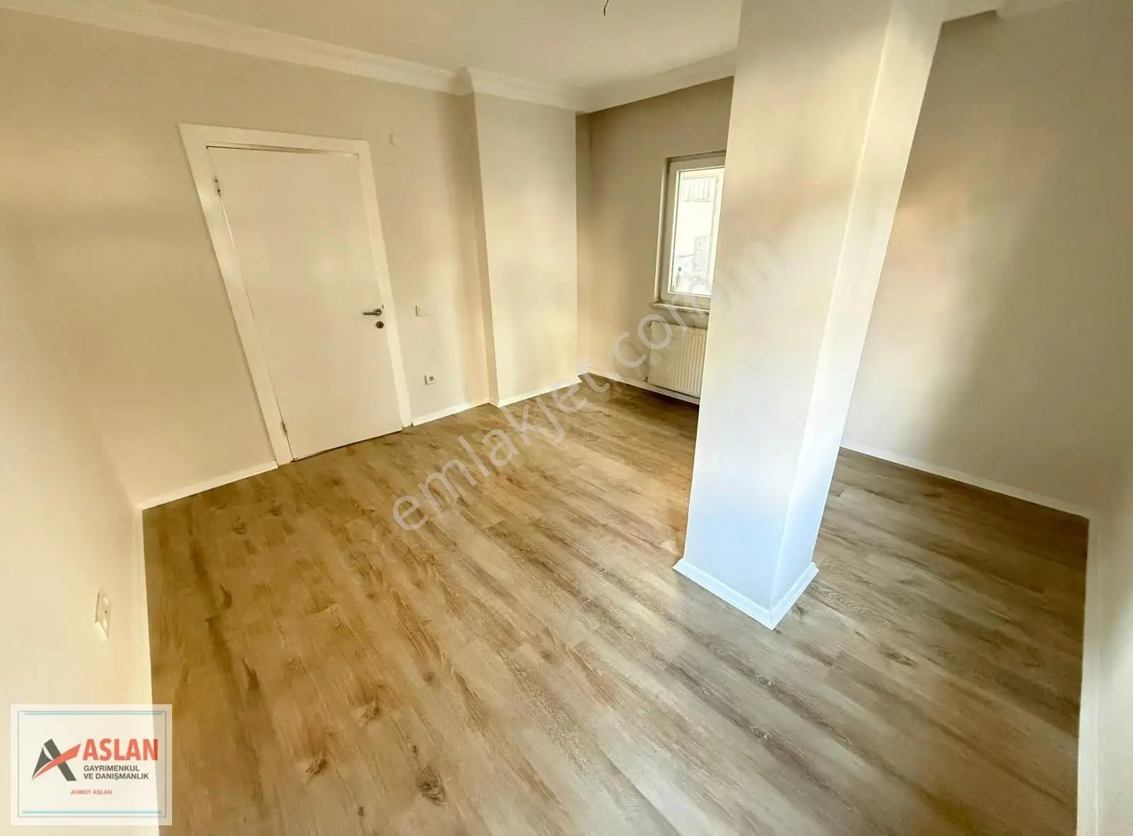 Çengelköyde Kiralık Daire Anacaddeye Paralel 2+1 Geniş Teraslı - Görsel 5