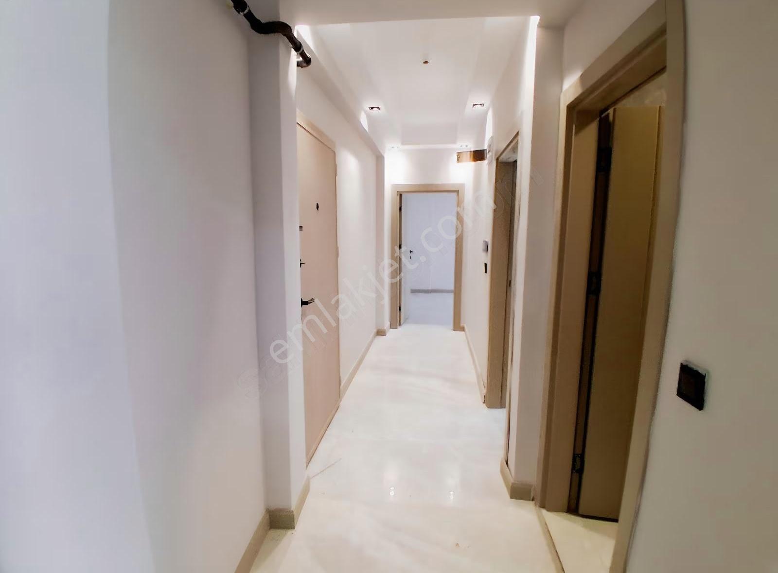 Çiflikköy'de 2+1 Ara Kat Sıfır Kiralık Daire - Görsel 11