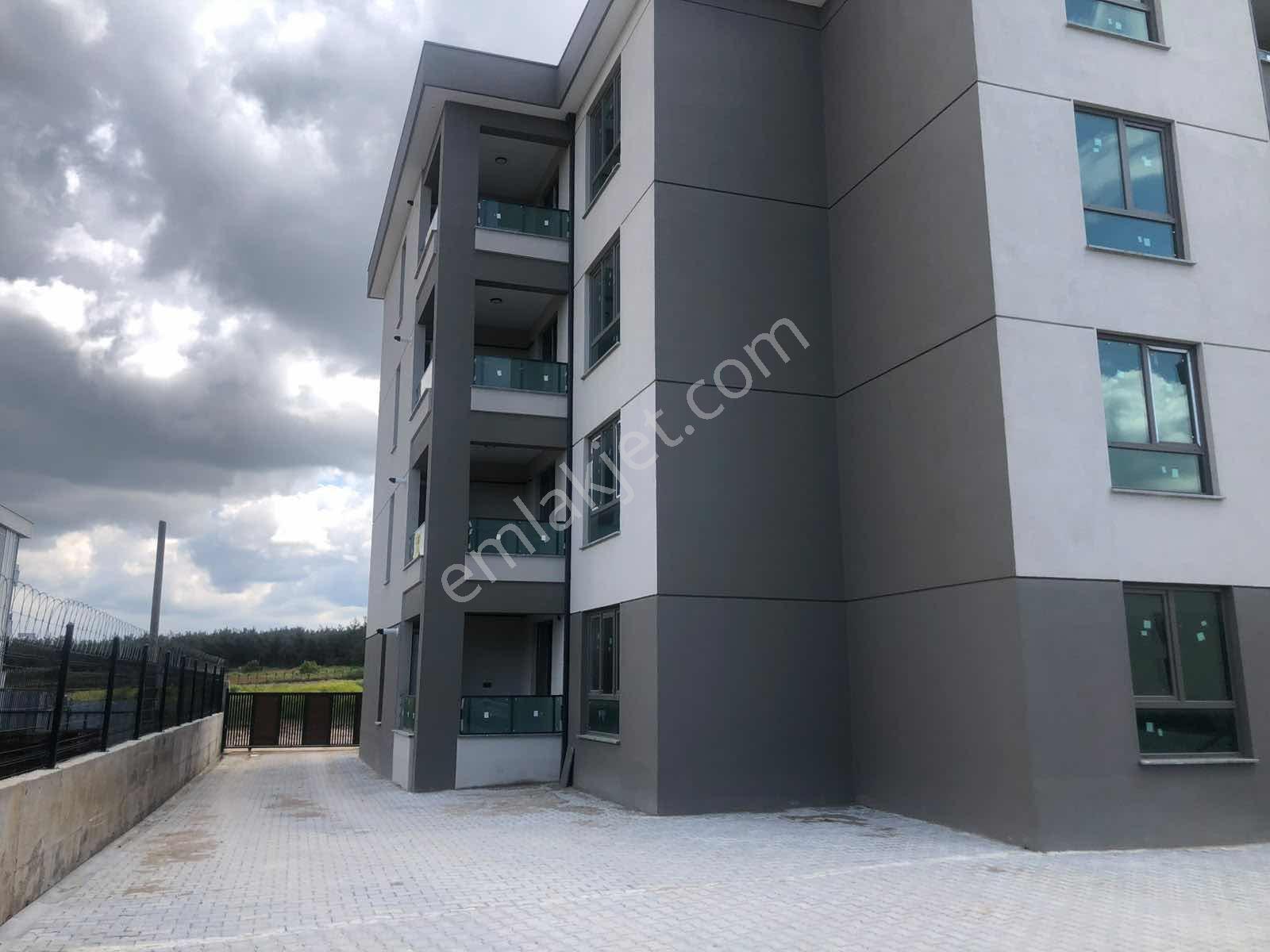 G A Dan Yolçatı Karnur Sitesi Şehir Hastanesi Yakını Kiralık 2+1 - Görsel 19