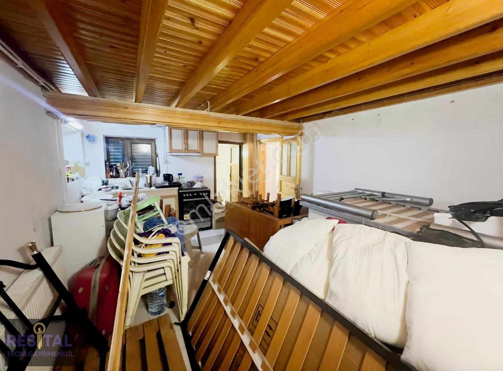 Gökçeada Merkez'de Tarihi Rum Evi 4+2 İki Ayrı Yaşam Alanı - Görsel 23