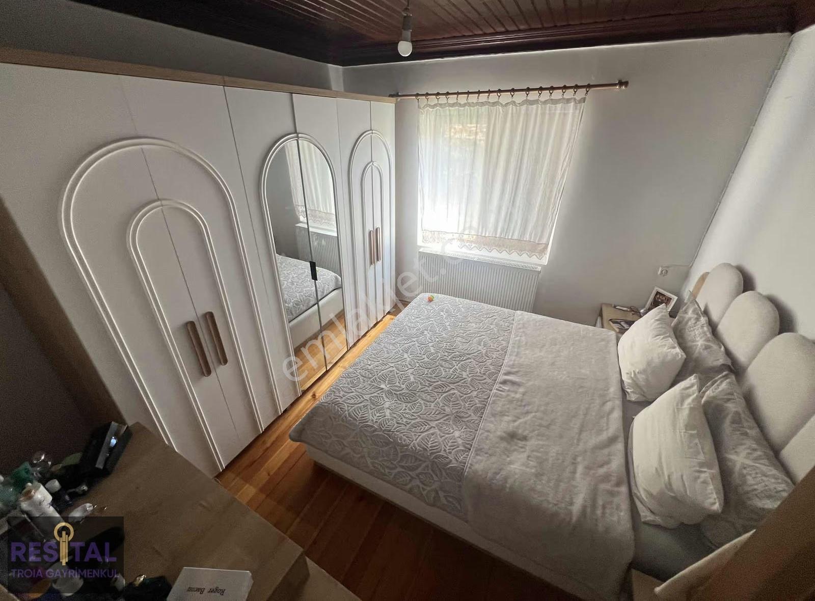 Gökçeada Merkez'de Tarihi Rum Evi 4+2 İki Ayrı Yaşam Alanı