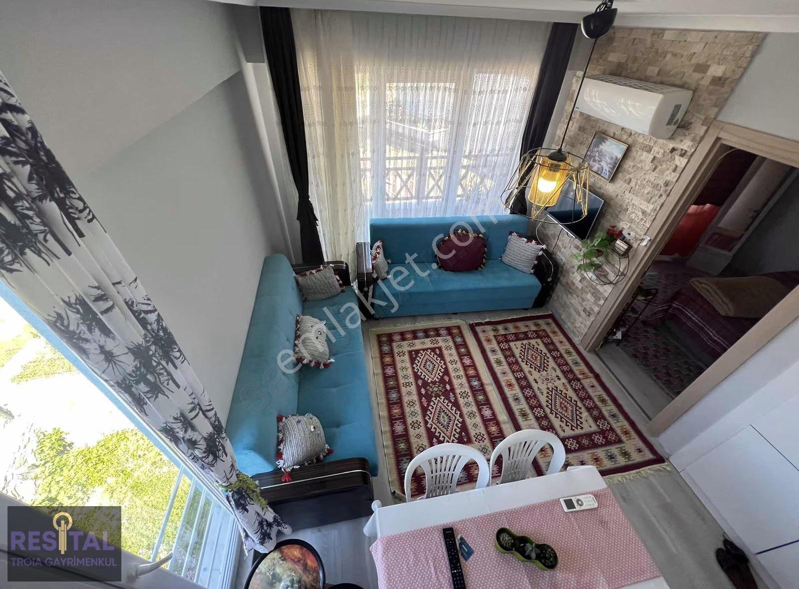 Gökçeada Merkez Eşyalı Kiracısız Satılık 1+1 Daire - Görsel 2