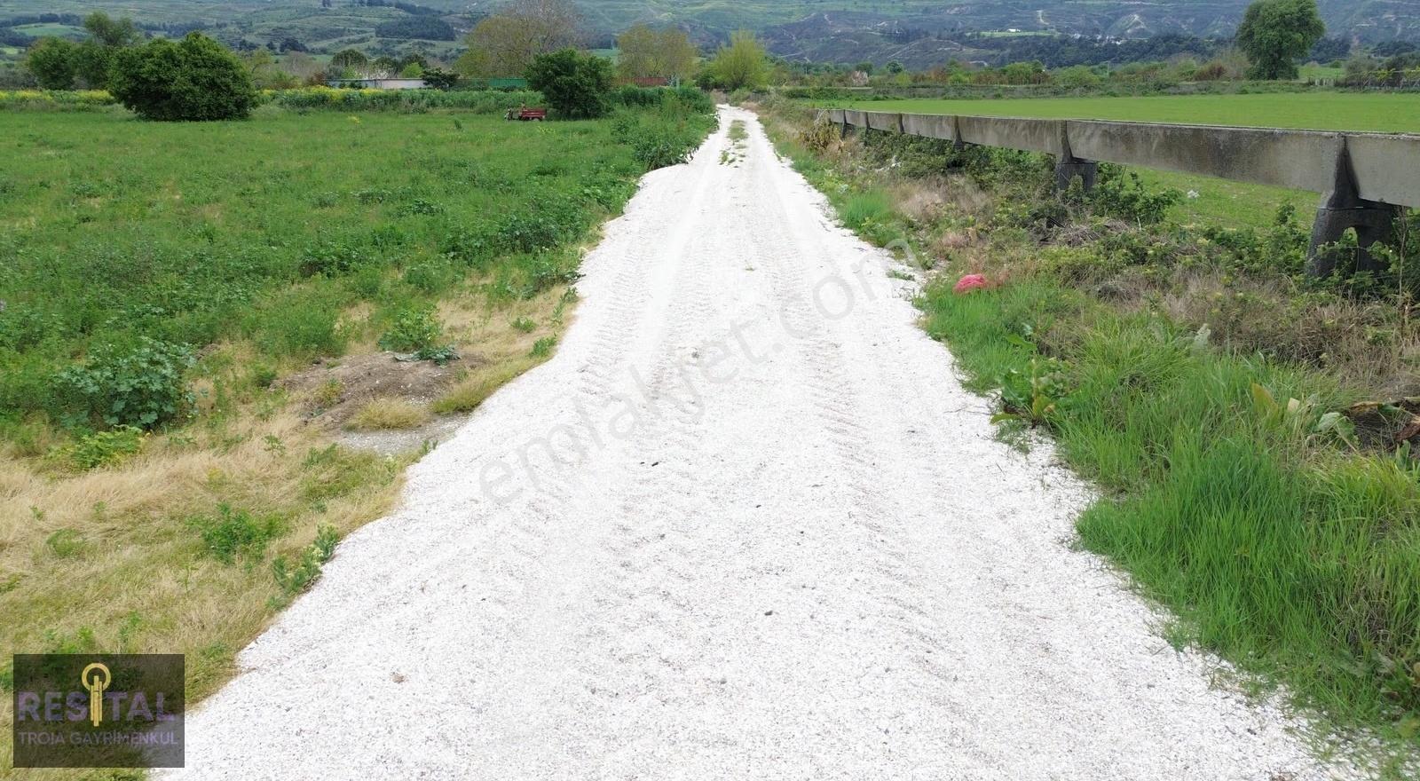 Çanakkale Sarıceli Köyünde Kadastral Yola Cepheli Satılık Tarla - Görsel 34