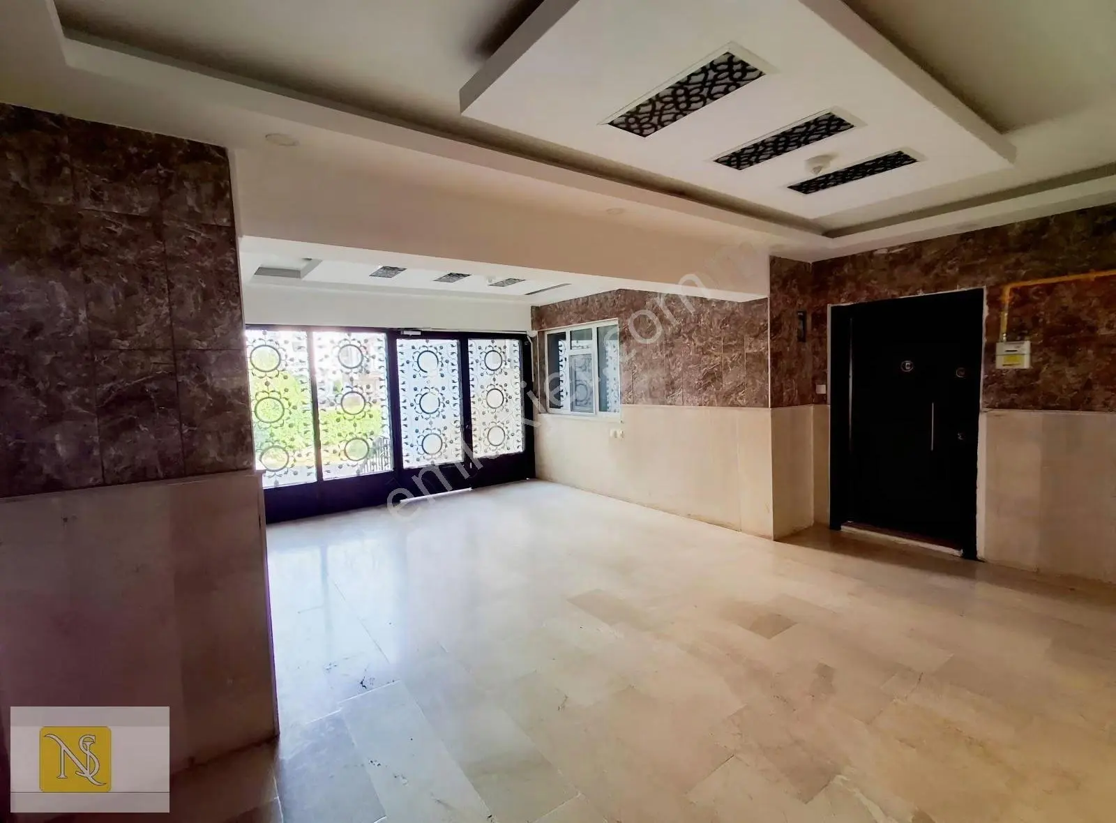 Atakum'un Göbek Noktasında Kiralık 3+1 Daire - Görsel 3