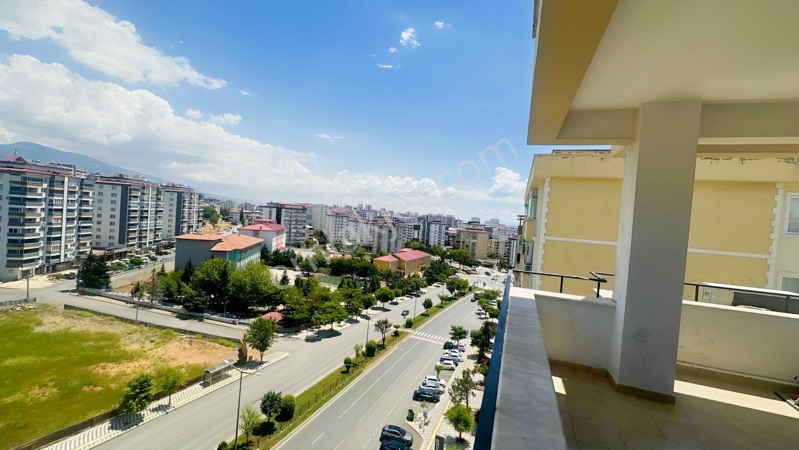 Harika Konumda Satlık Geniş 4+1 - Görsel 32
