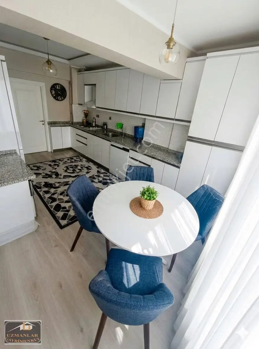 Etimesgut Piyade Mah. 3+1 Geniş Yapılı Katta Taşınmaya Hazır!.