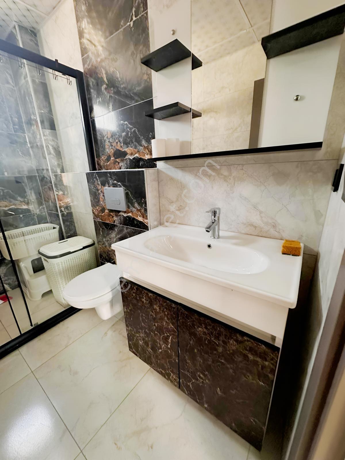 Ender Den Mersin İn En Güzel Sahilinde Kiralık Eşyalı Daire - Görsel 12