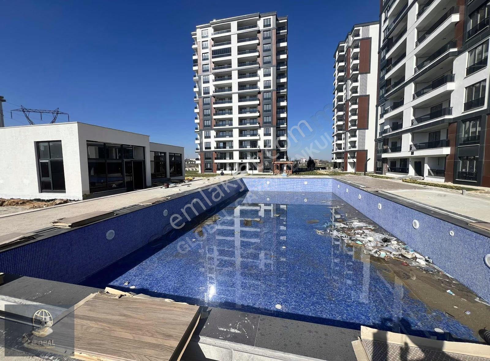 Hürriyet Mah İzsiztowers Projesi Kiralık 3+1 Arakat