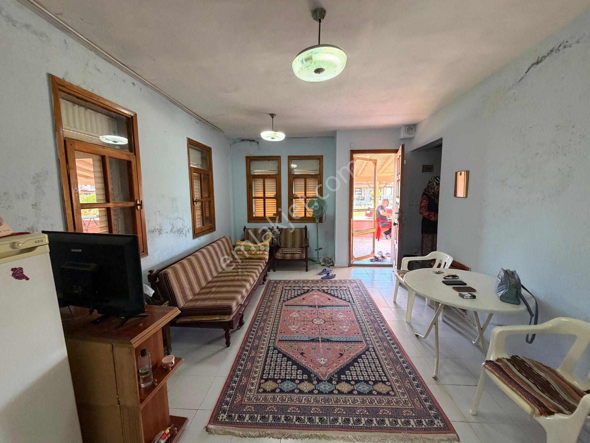 Dikili Ümmetoğlu'ndan 3+1 Tek'nizam Yatırım Fırsatı Bahçeli Villa - Görsel 16