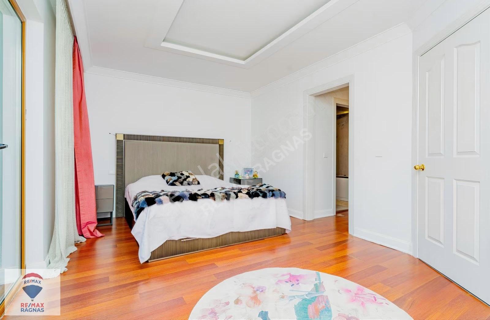 Reşadiye Manolya Evlerinde Kiralık 4+1 Müstakil Bahçeli Villa - Görsel 22