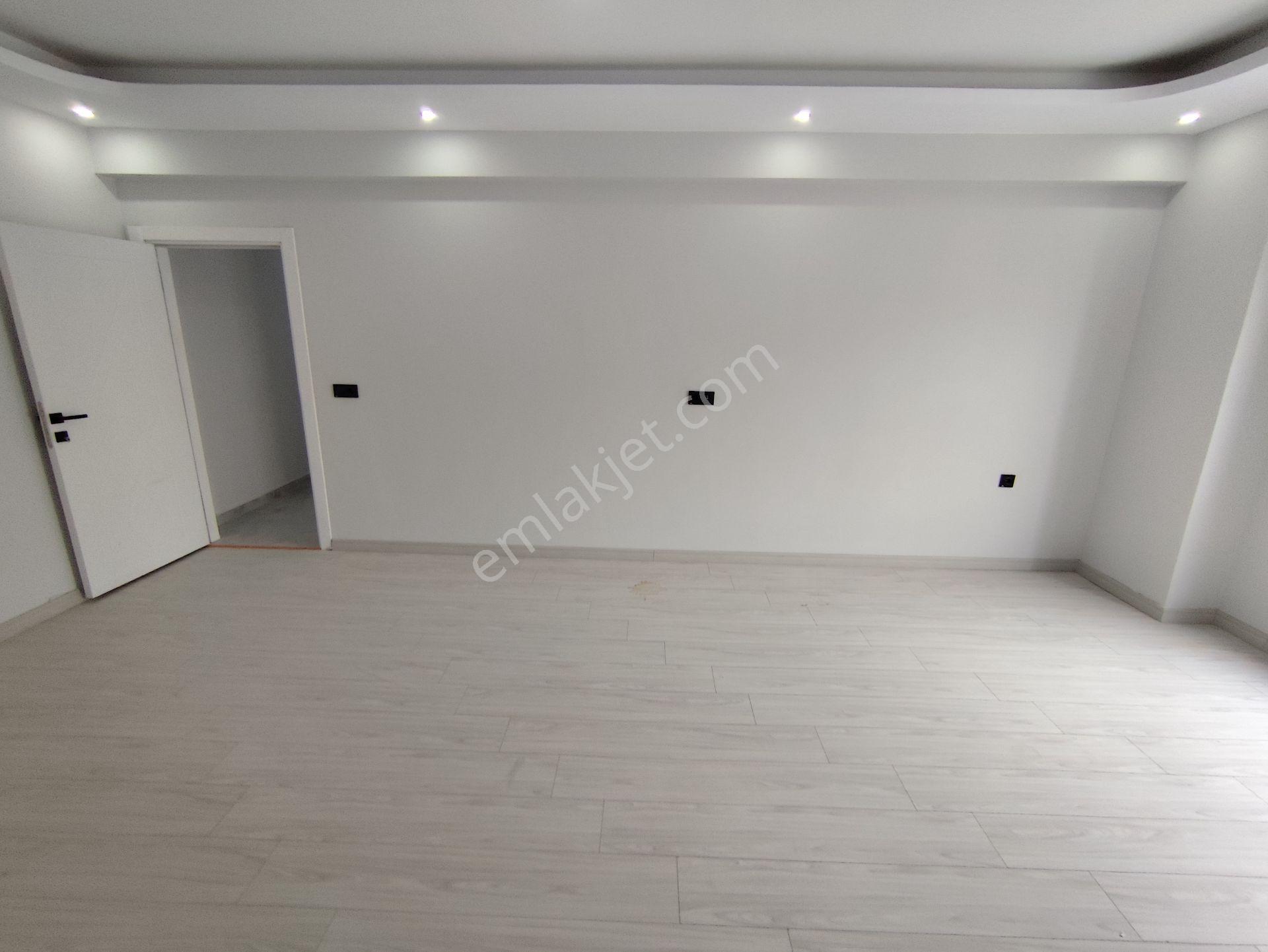 Remaxland'den İstasyon Mah. Havuzlu Sitede 2+1 Kiralık Sıfır Daire ( 96 M² ) - Görsel 4