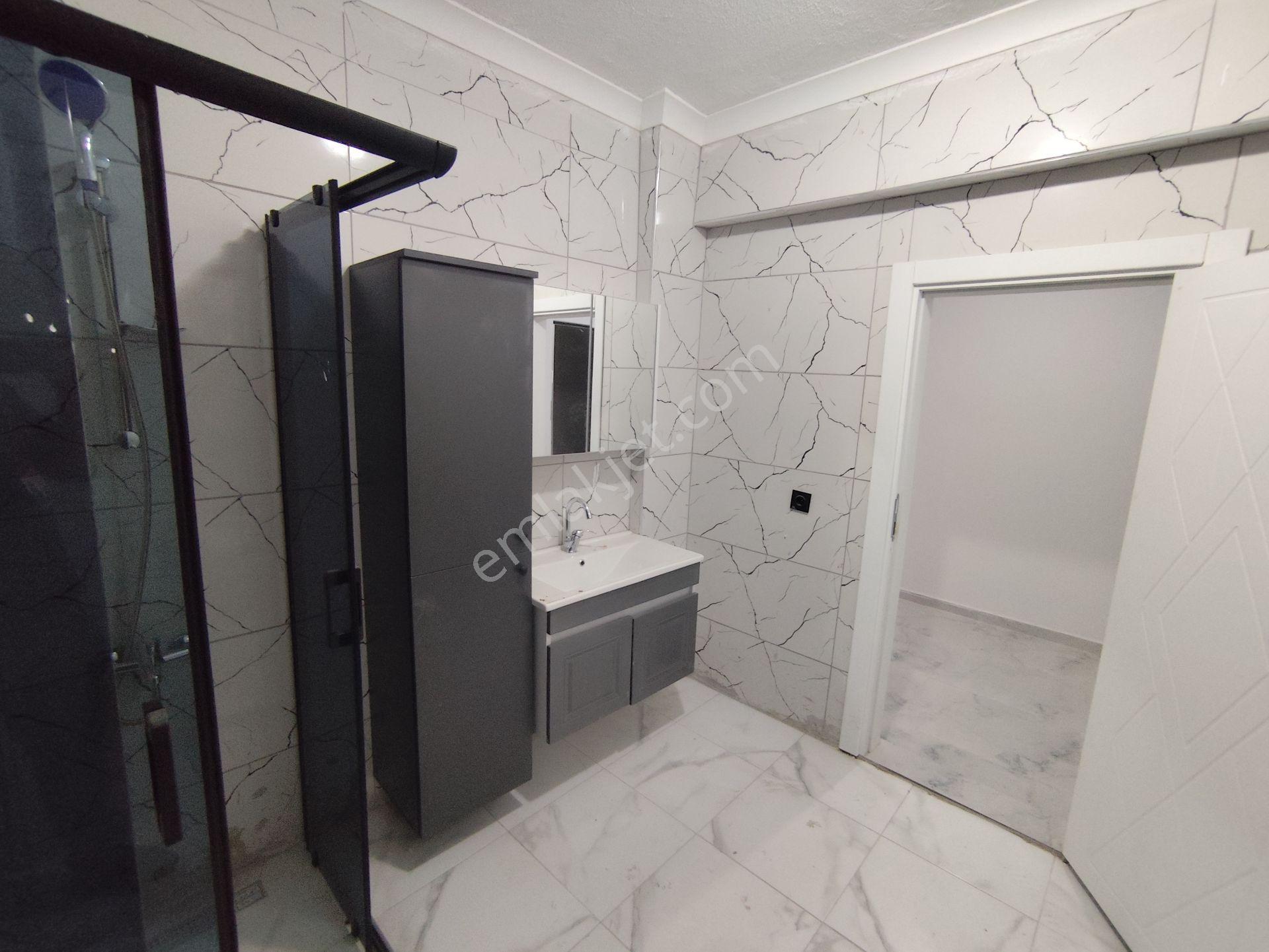 Remaxland'den İstasyon Mah. Havuzlu Sitede 2+1 Kiralık Sıfır Daire ( 96 M² ) - Görsel 23