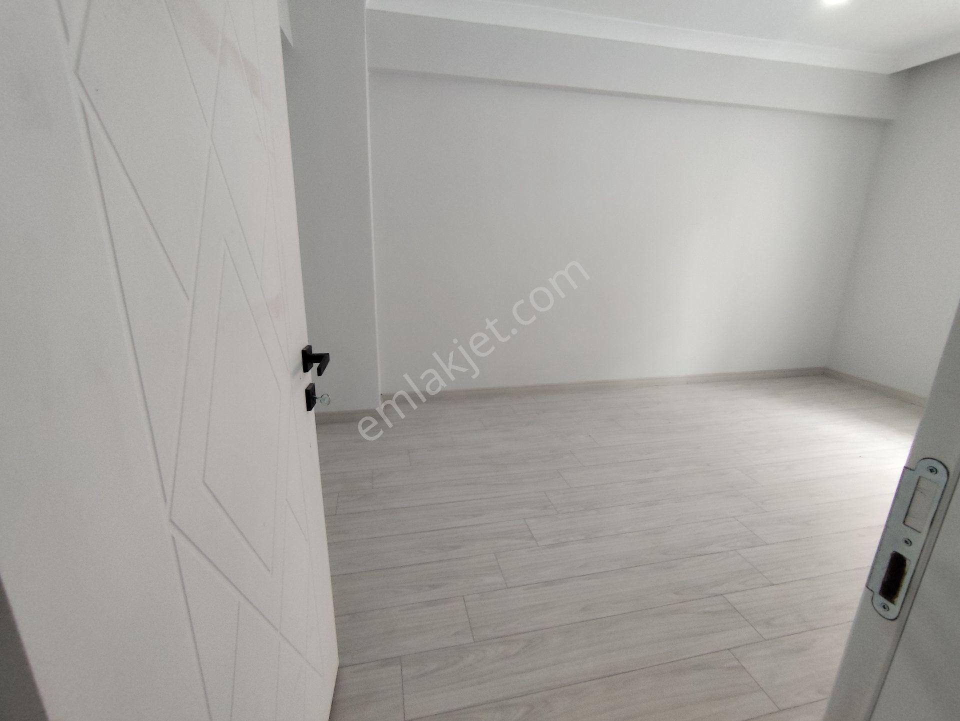 Remaxland'den İstasyon Mah. Havuzlu Sitede 2+1 Kiralık Sıfır Daire ( 96 M² ) - Görsel 14