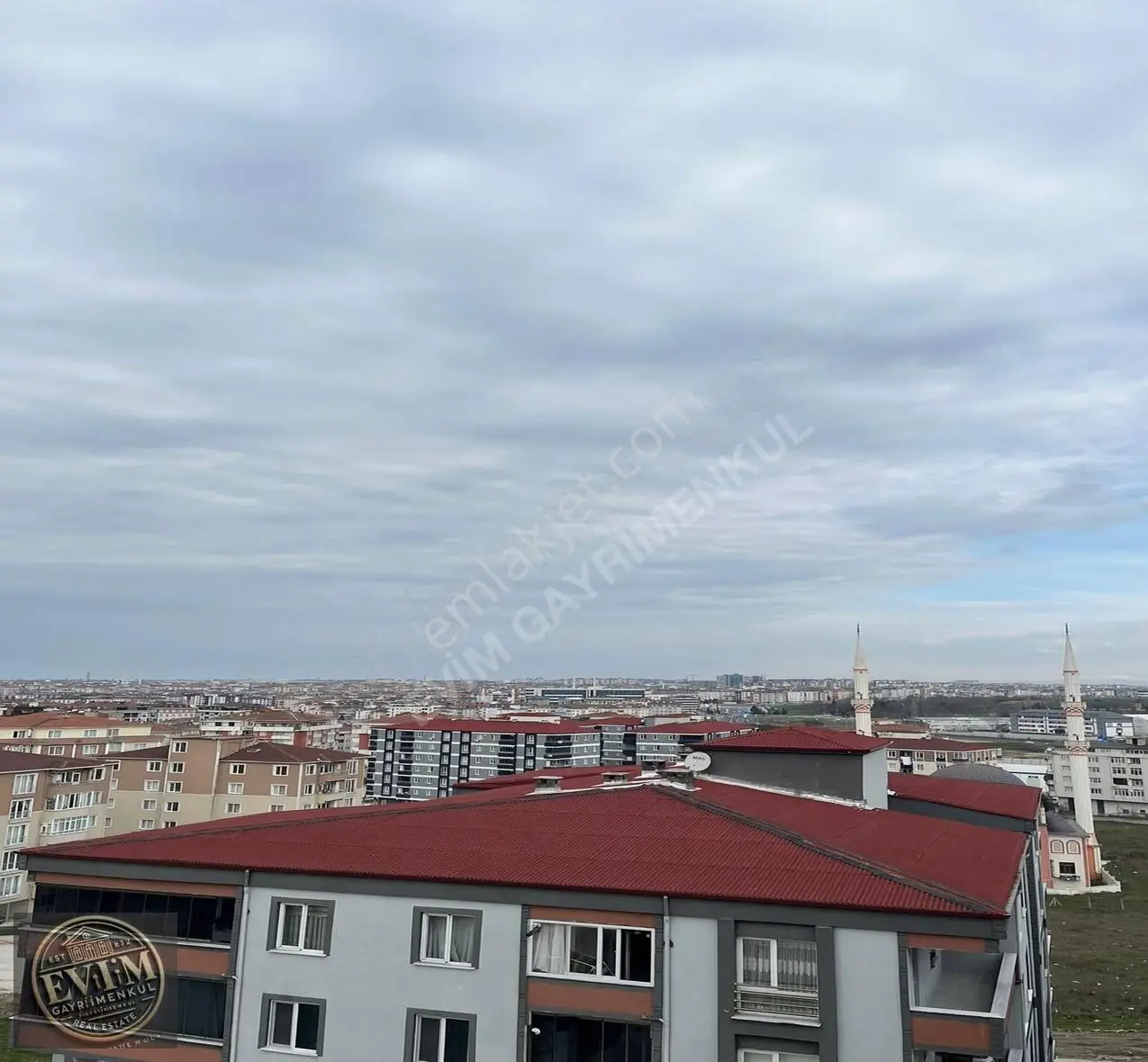İstasyon Mah.şehir Manzaralı Arakat 3+1 143m²sıfır Satılık Daire