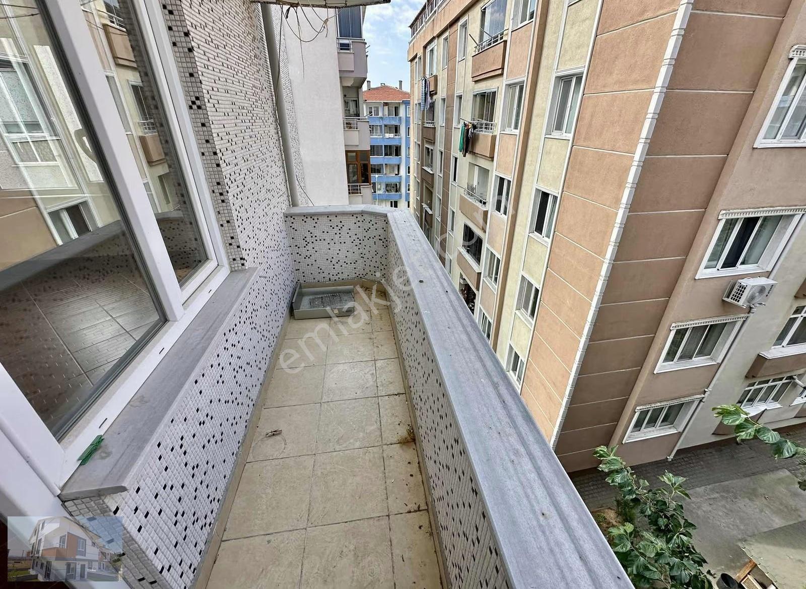 Muhittin Mahallesinde 2+1 Kiralıkarakat Fırsat Daire - Görsel 14