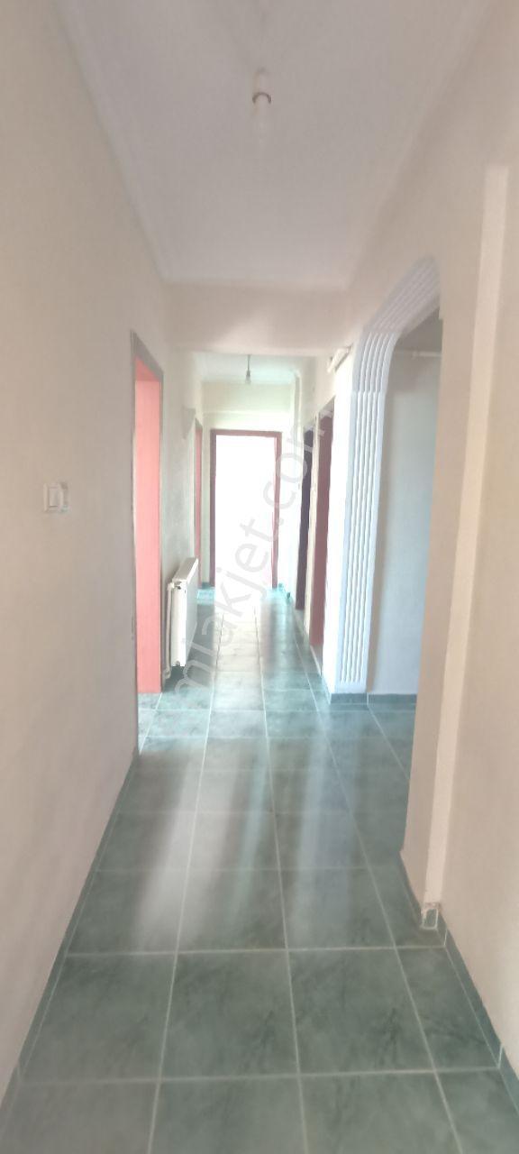 Sahibinden Kullanımlık Veya Yatırımlık Merkezi Konumda Arakat Boş Daire - Görsel 18