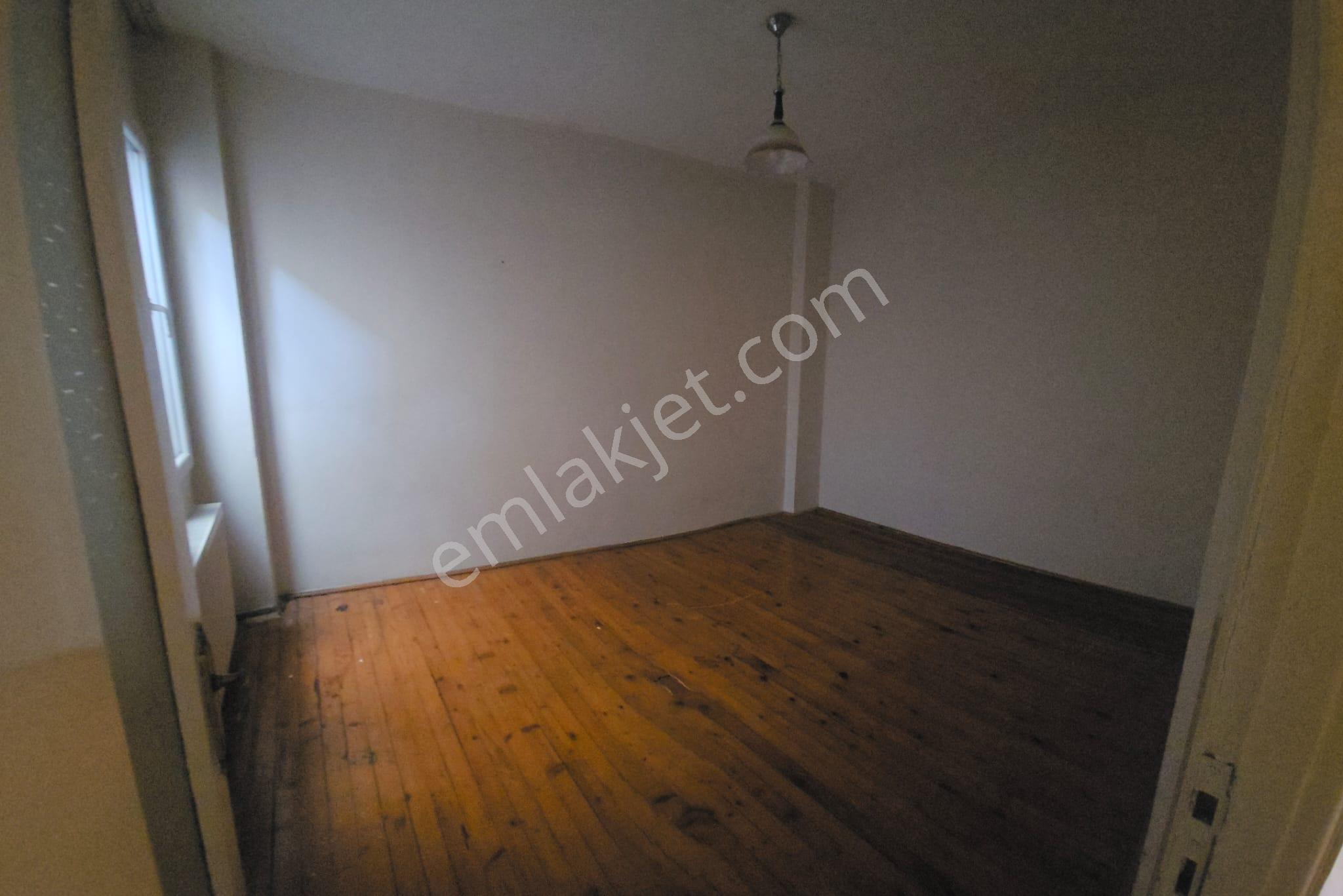 İzmir Menemen Merkez’de Geniş Ve Ferah 3+1 Kiralık Daire - Görsel 8