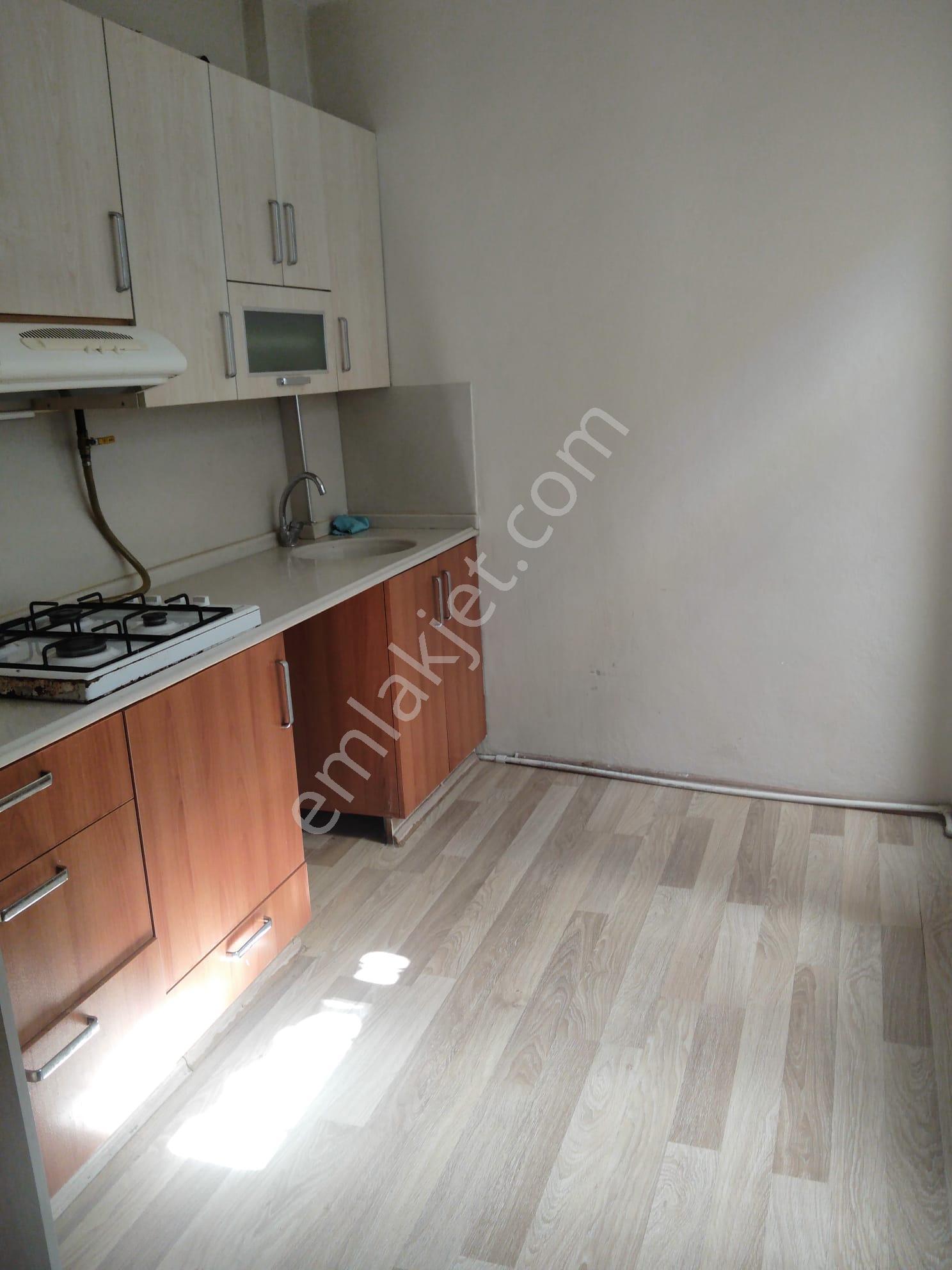 İzmir Menemen Merkez’de Geniş Ve Ferah 3+1 Kiralık Daire - Görsel 9