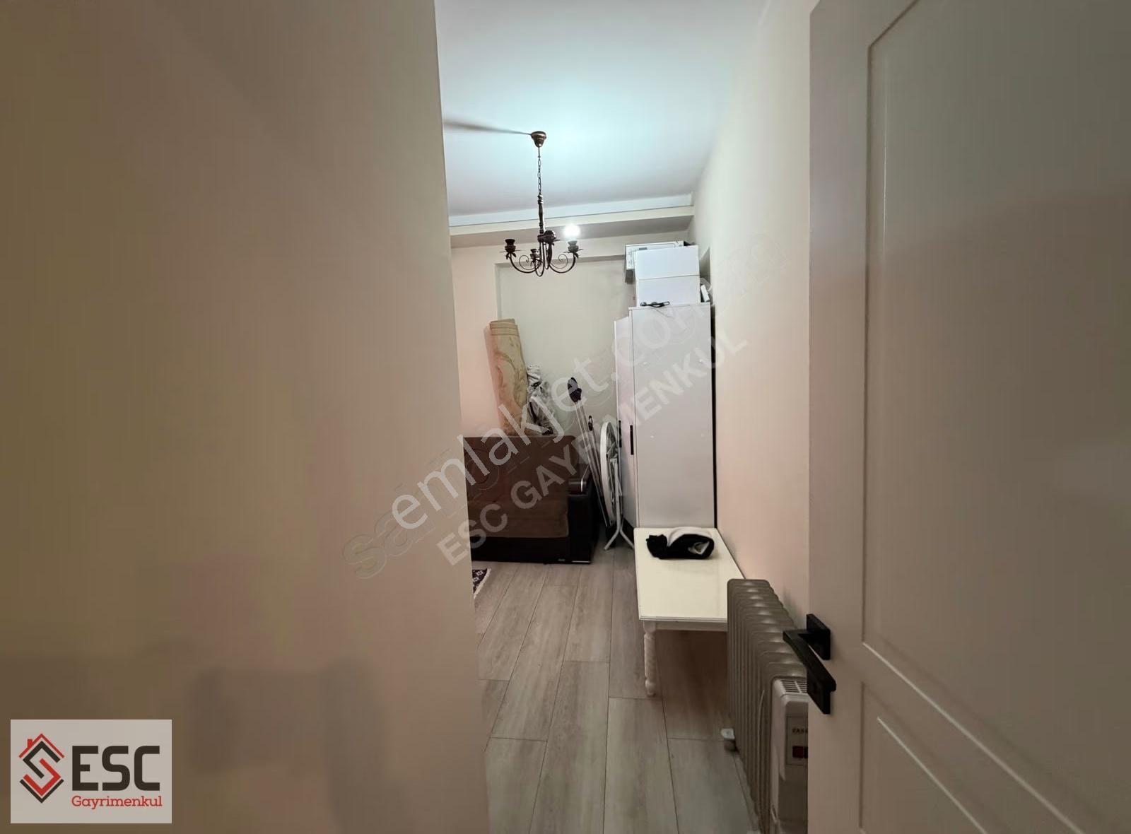 Esc'den Çeşmeli Otoban Çıkışında Merkezi Lokasyon 2+1 Esc2350 - Görsel 15
