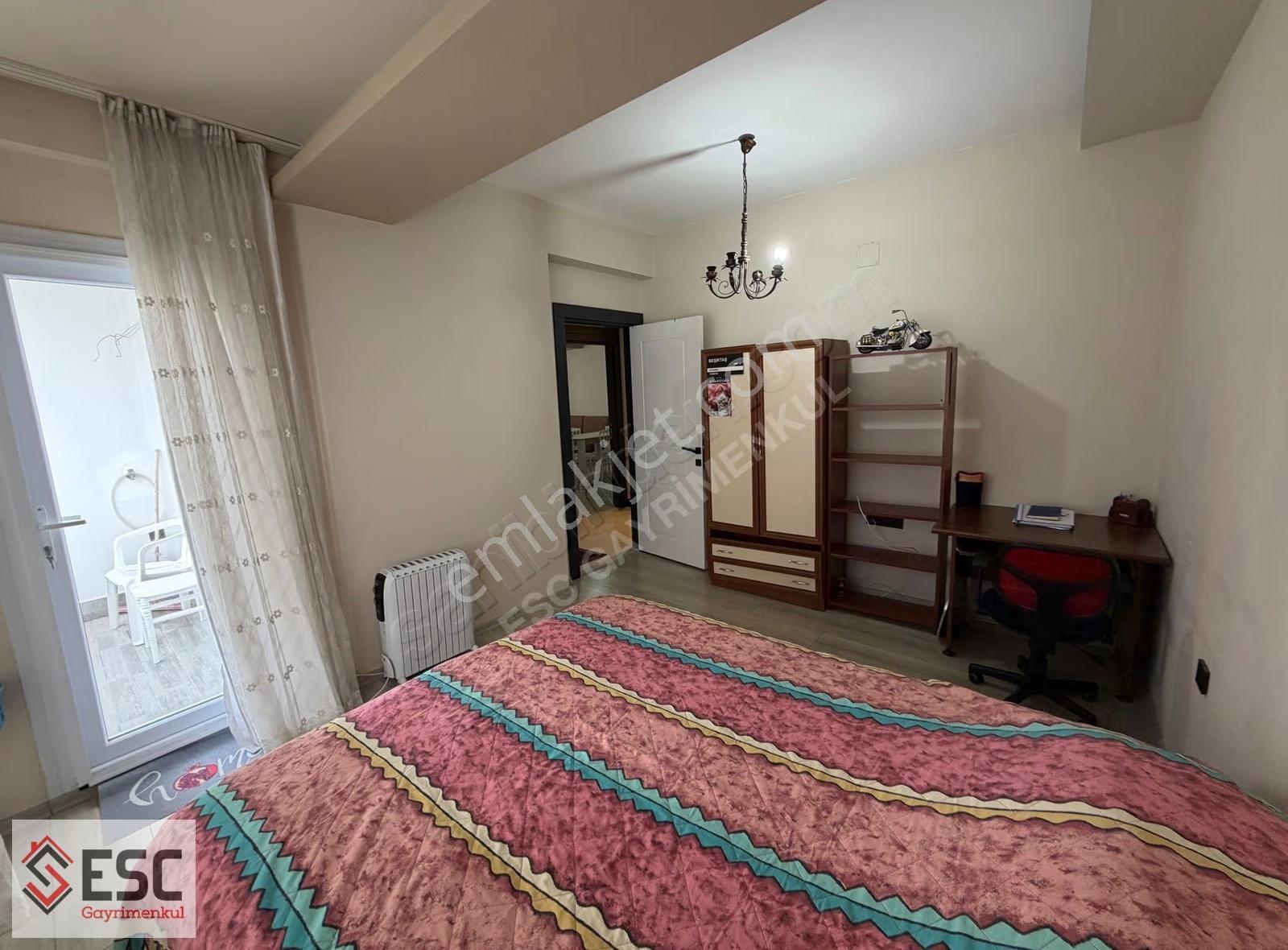 Esc'den Çeşmeli Otoban Çıkışında Merkezi Lokasyon 2+1 Esc2350 - Görsel 8