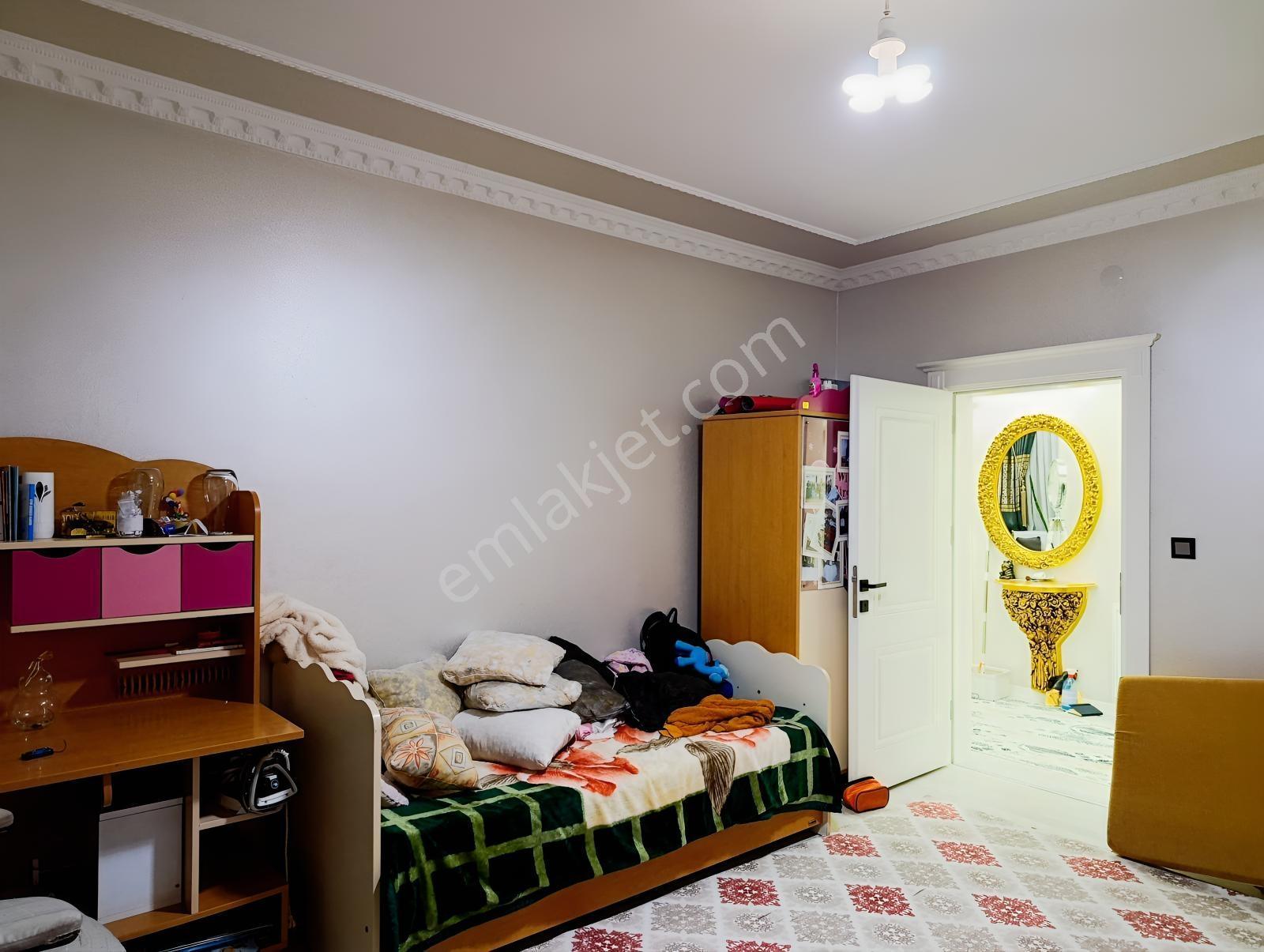 Hazar'dan İskele'de 550 M2 Arsa İçerisinde Modern Müstakil Yapı - Görsel 16