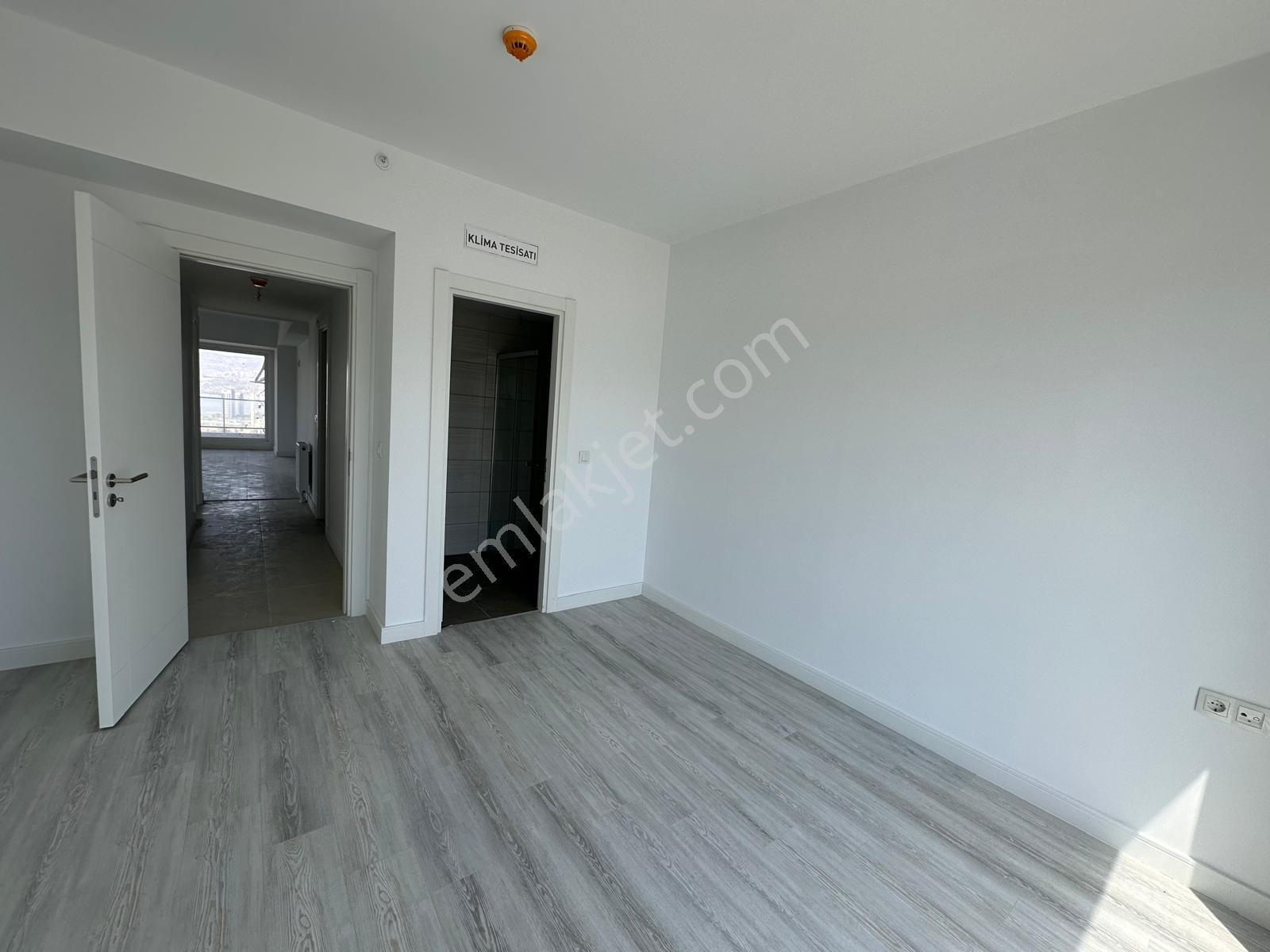Bornova Dap İzmir'de Full Deniz Manzaralı 2+1 Kiralık Daire - Görsel 14