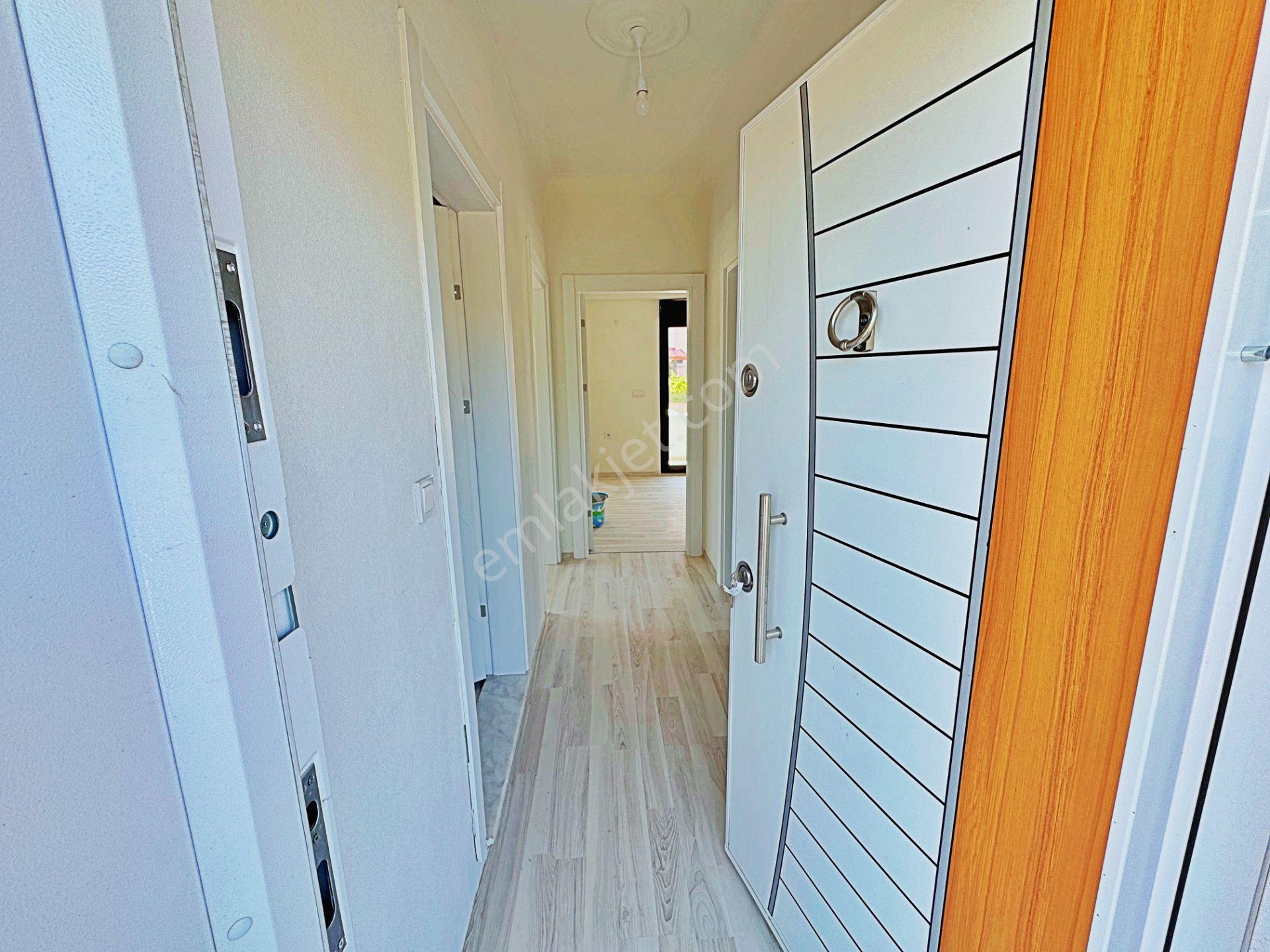 Burhaniyede Gültaş Emlaktan Satılık 5+1 Çift Mutfaklı Villa - Görsel 25