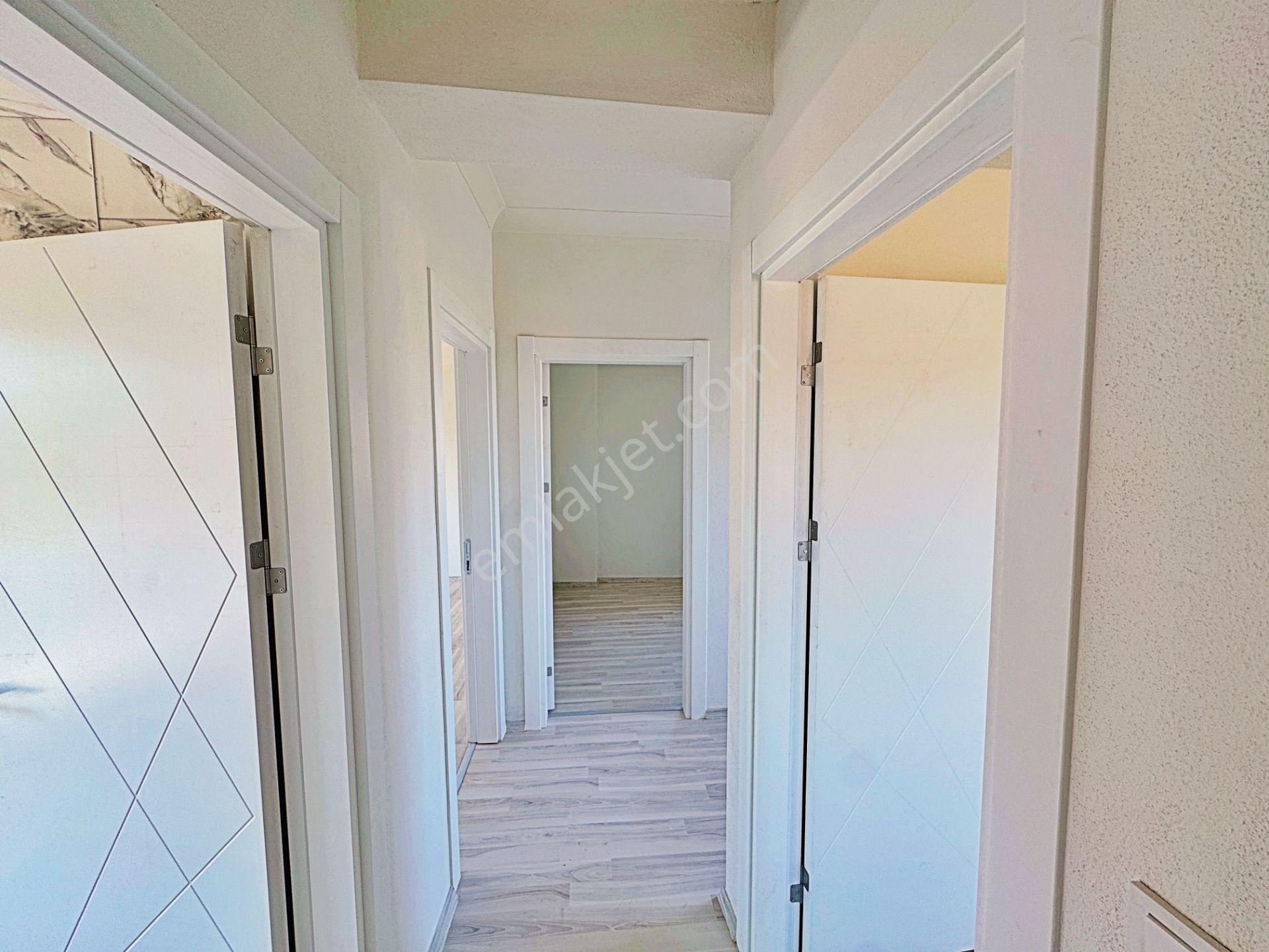 Burhaniyede Gültaş Emlaktan Satılık 5+1 Çift Mutfaklı Villa - Görsel 33