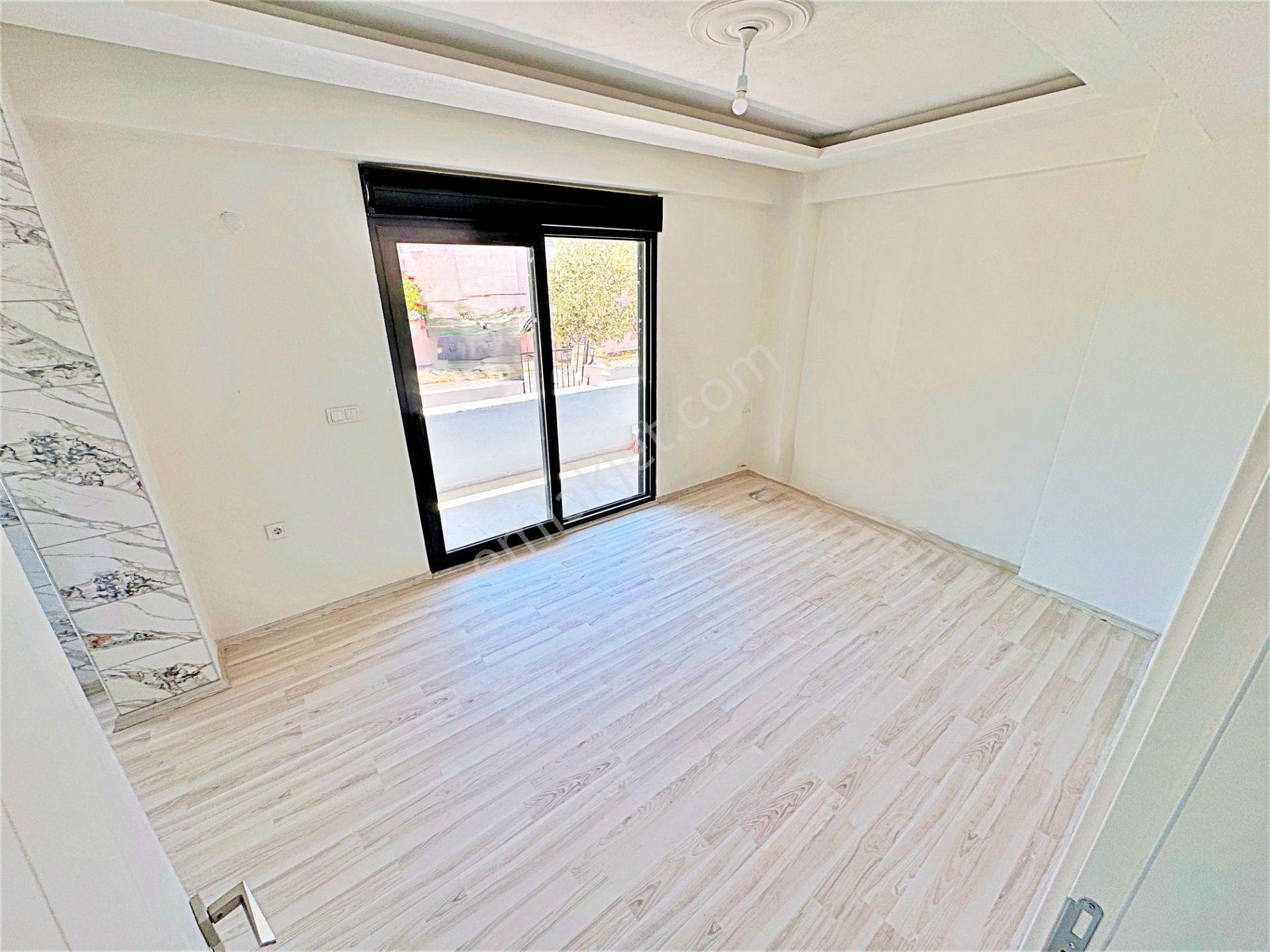 Burhaniyede Gültaş Emlaktan Satılık 5+1 Çift Mutfaklı Villa - Görsel 17
