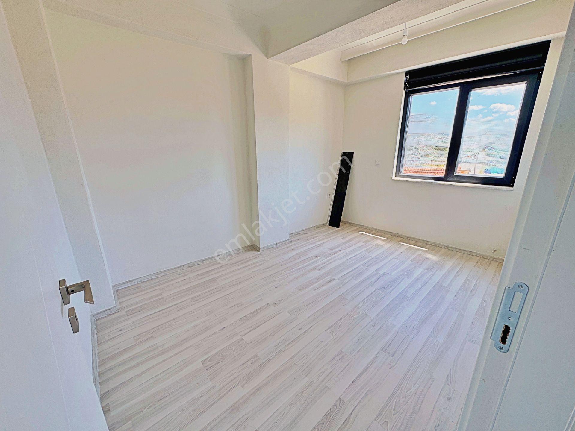 Burhaniyede Gültaş Emlaktan Satılık 5+1 Çift Mutfaklı Villa - Görsel 11
