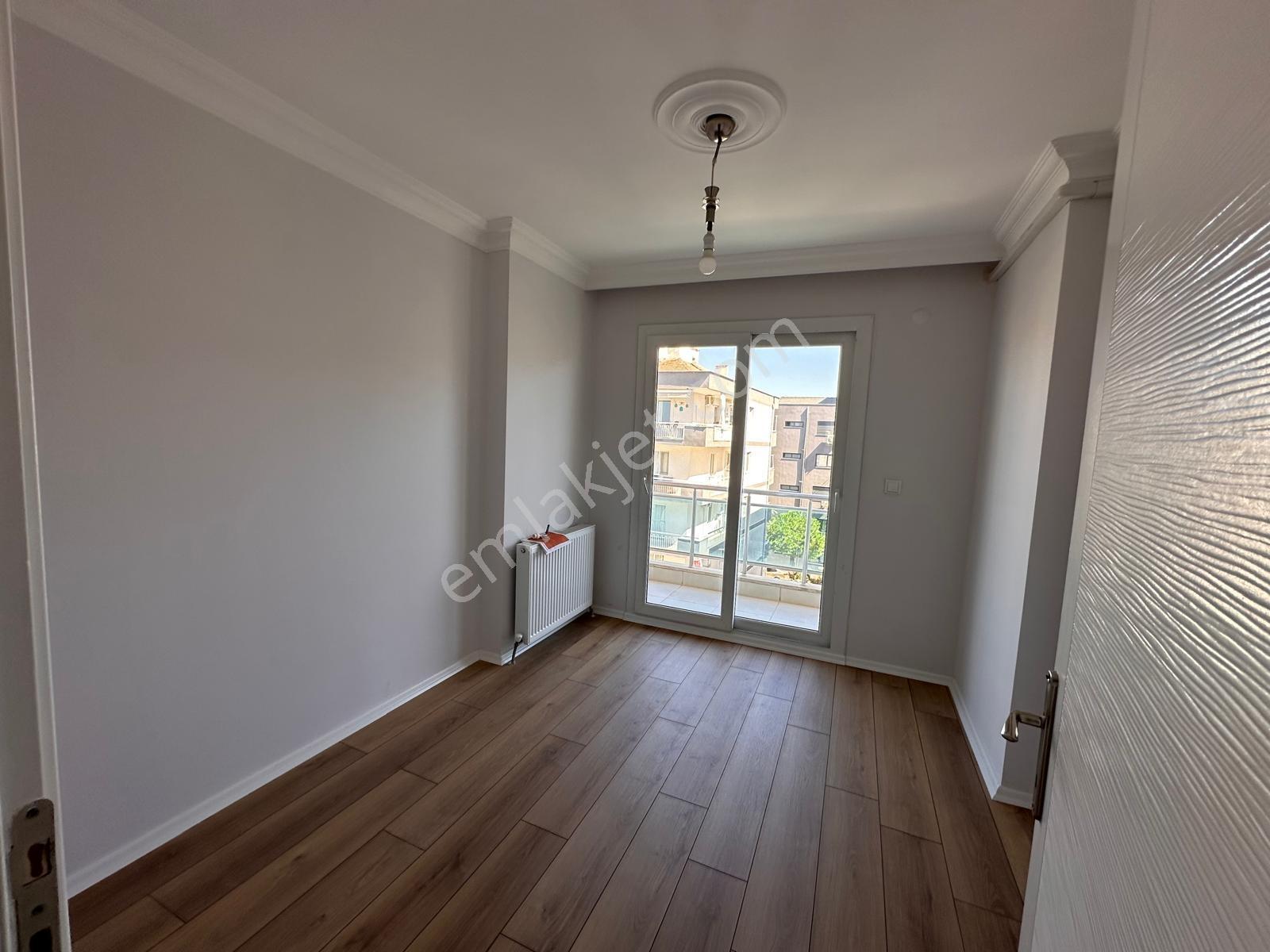 Kuşadası Merkez Full Tadilatlı Kiralık 4+2 Dubleks Daire - Görsel 4