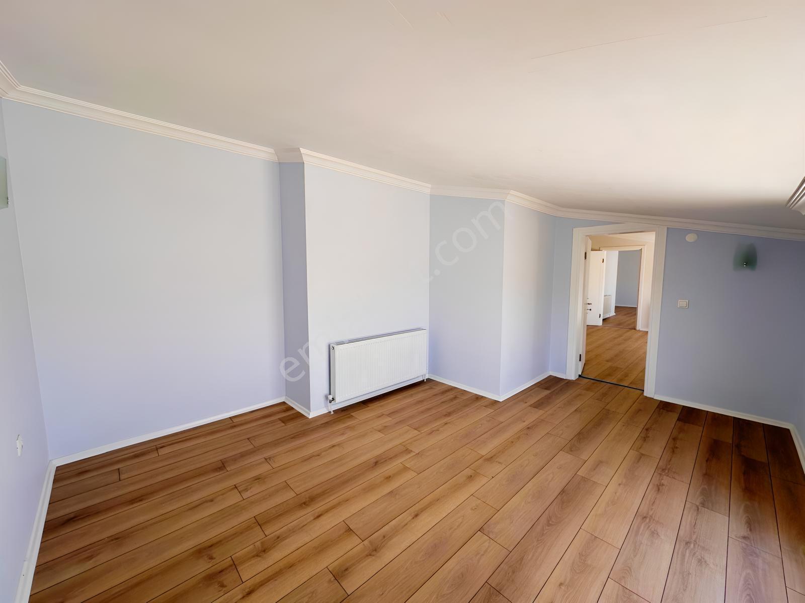 Kuşadası Merkez Full Tadilatlı Kiralık 4+2 Dubleks Daire - Görsel 9