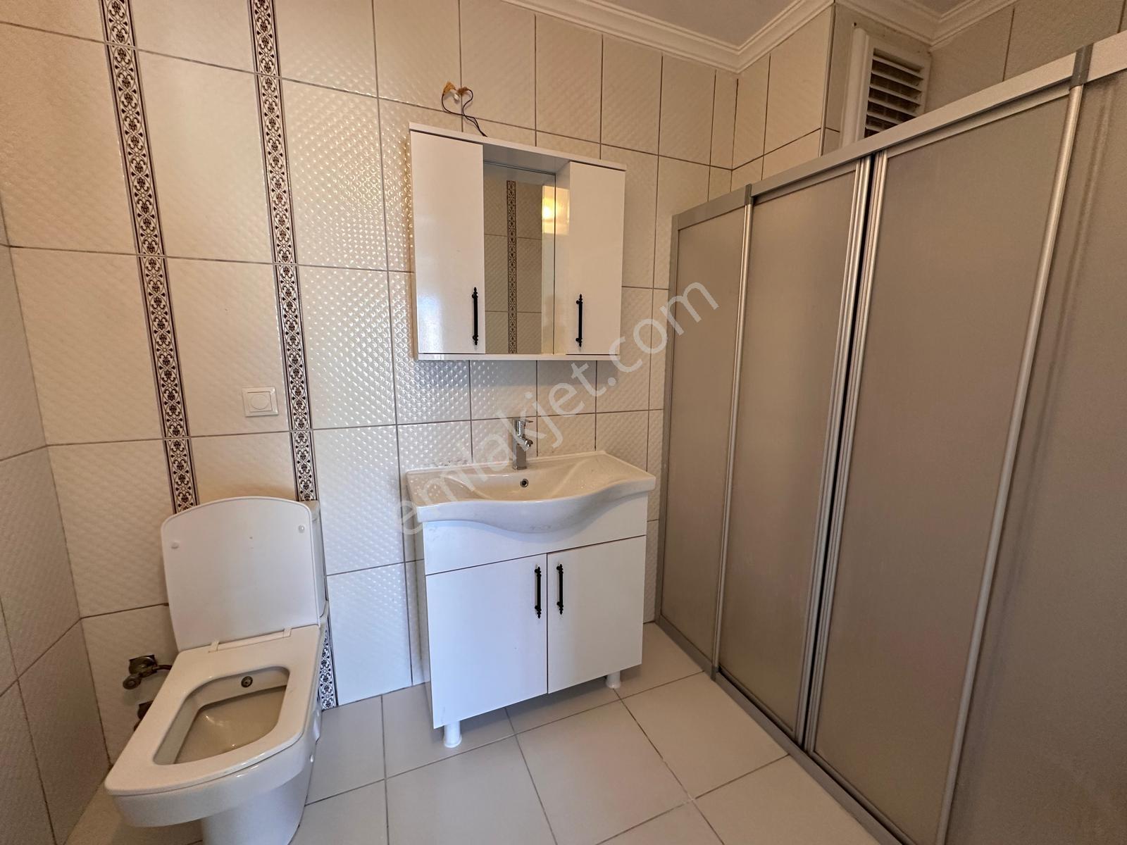 Kuşadası Merkez Full Tadilatlı Kiralık 4+2 Dubleks Daire - Görsel 7