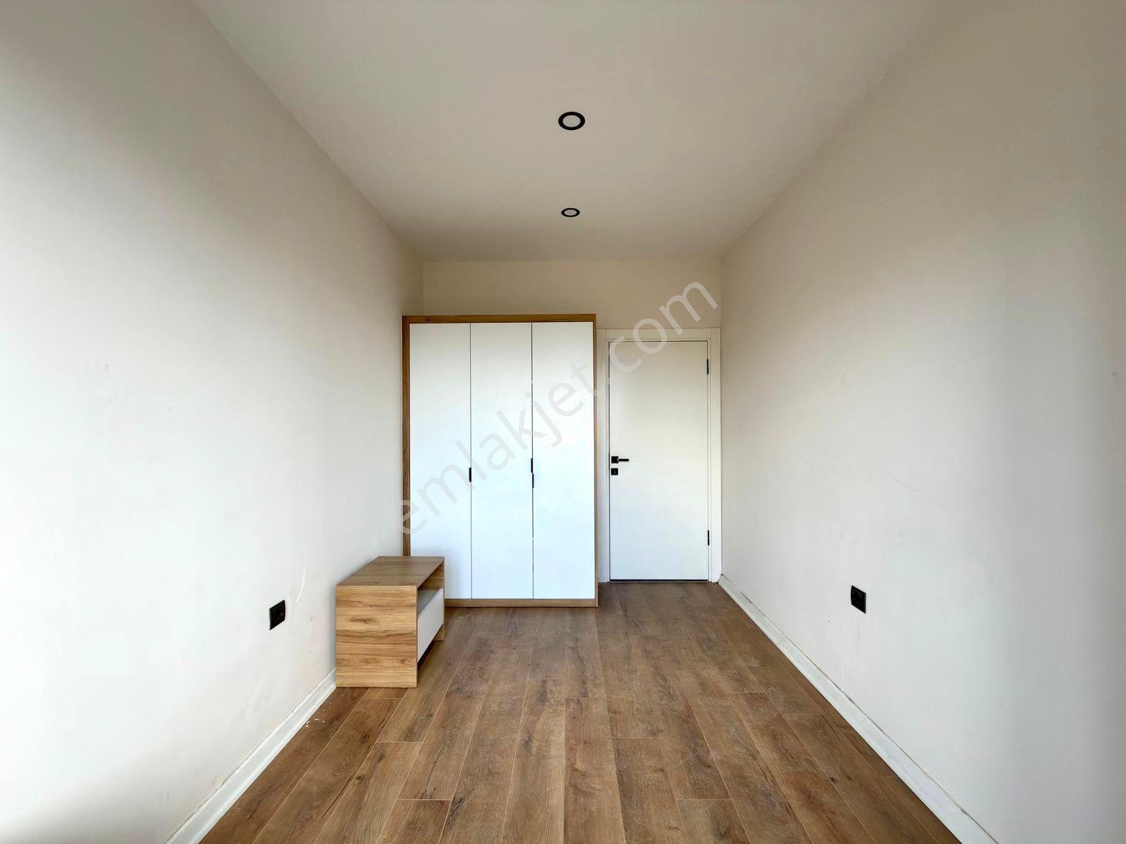 🏡 Referans'tan Akçay'da Bahçe Kullanımlı Şık Tasarımlı 1+1 Daire - Görsel 3