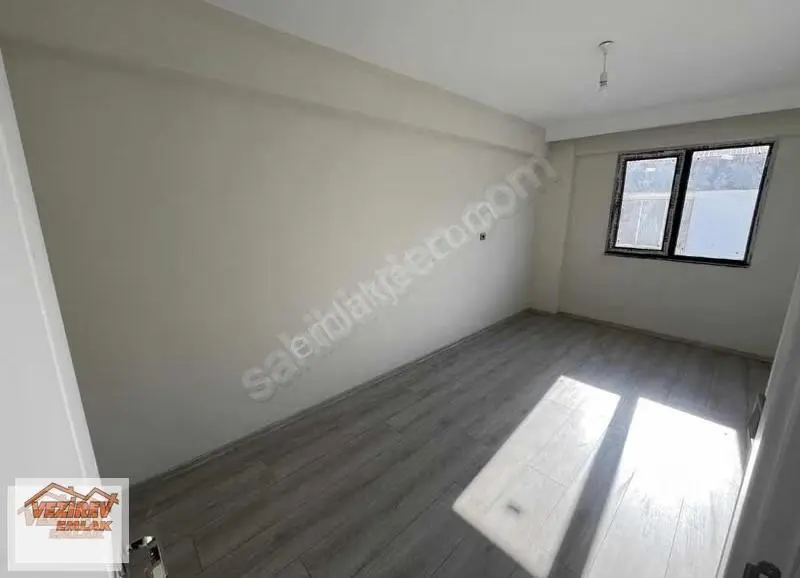 Vezirev Emlak 'tan Cumhuriyet Mah. 2+0 Kiracılı Sıfır Daire - Görsel 2