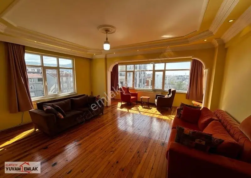 Aydos Manzaralı, Özel Çatı Kullanımlı, 3+1 Geniş Satılık Daire