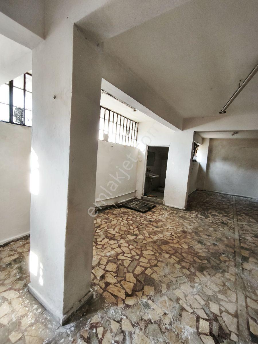 Altınşehir'de Kiralık Sanayi Elektrikli 110m2 İşyeri - Görsel 9
