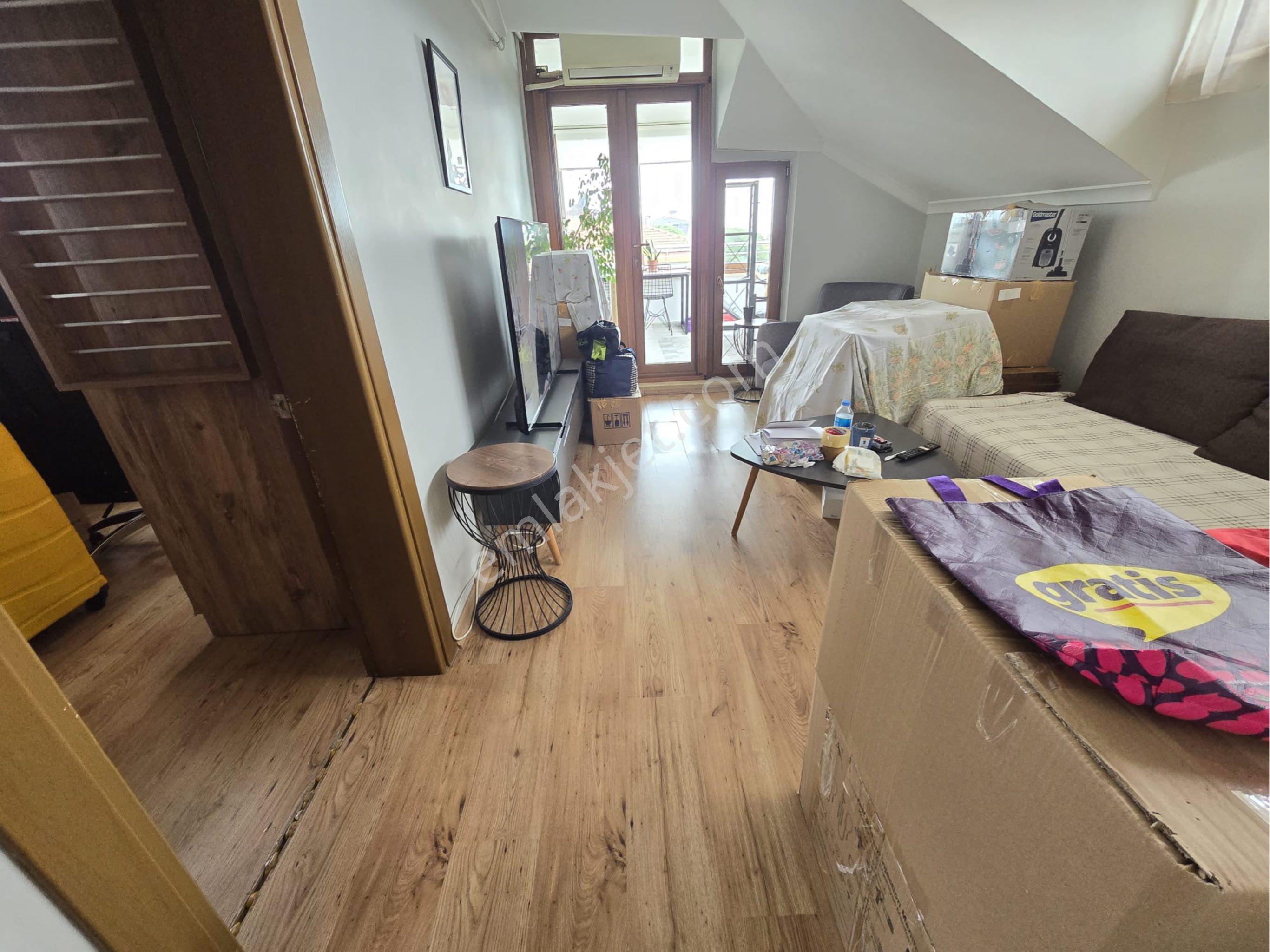 Teraslı Deniz Manzaralı 1,5 Odalı Tadilatlı Keyfli Çatı Katı - Görsel 22