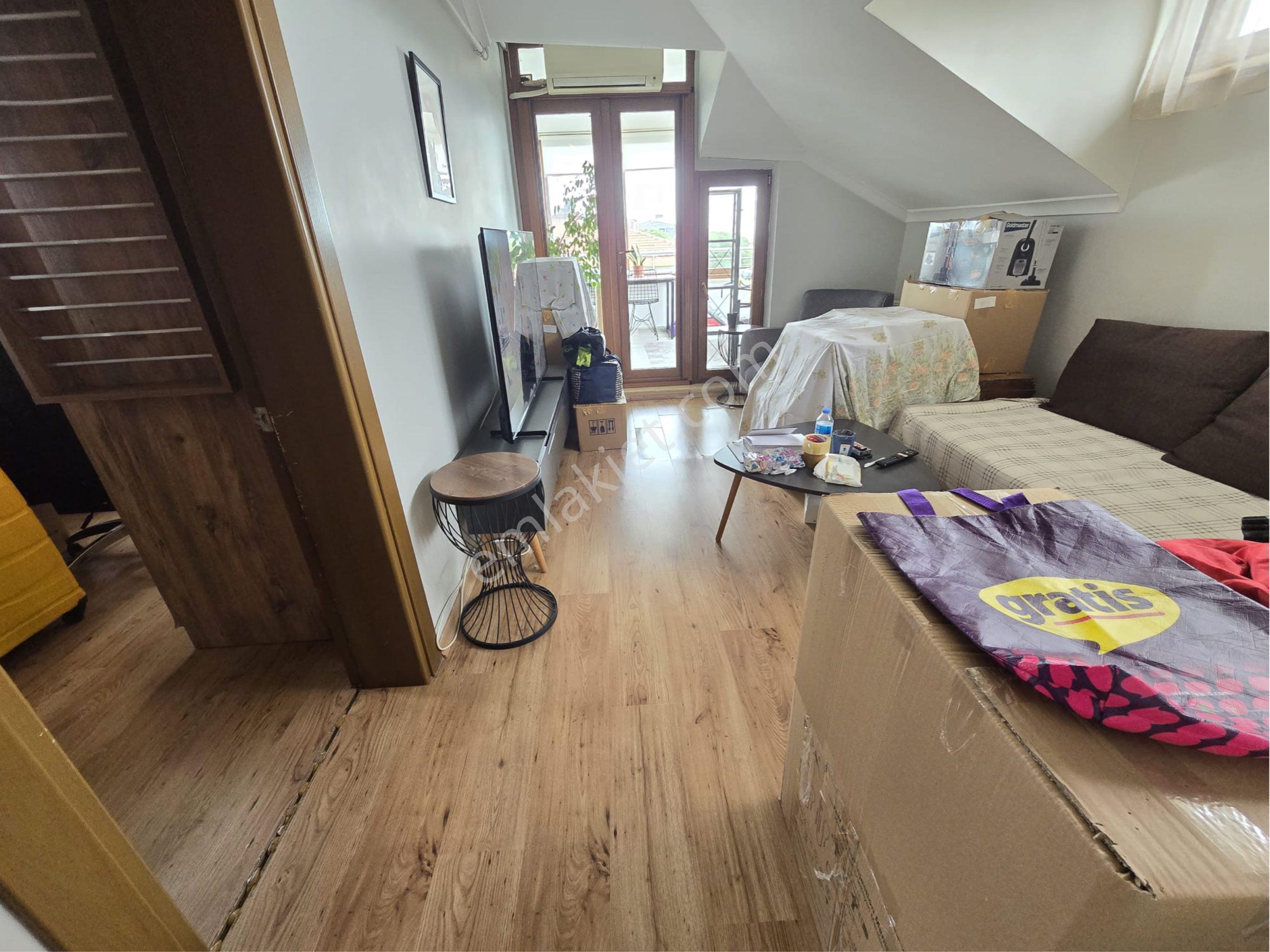 Teraslı Deniz Manzaralı 1,5 Odalı Tadilatlı Keyfli Çatı Katı - Görsel 25