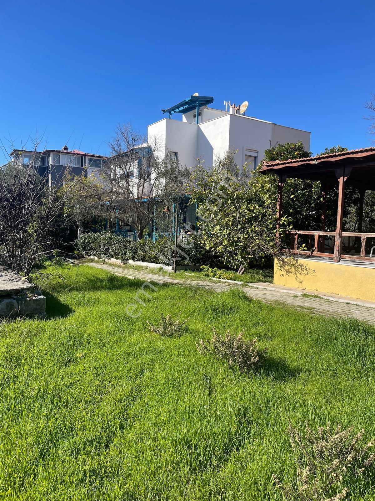 Sahibinden Urla Özbek Akkum'da Denize Çok Yakın Acil Satılık Villa - Görsel 16
