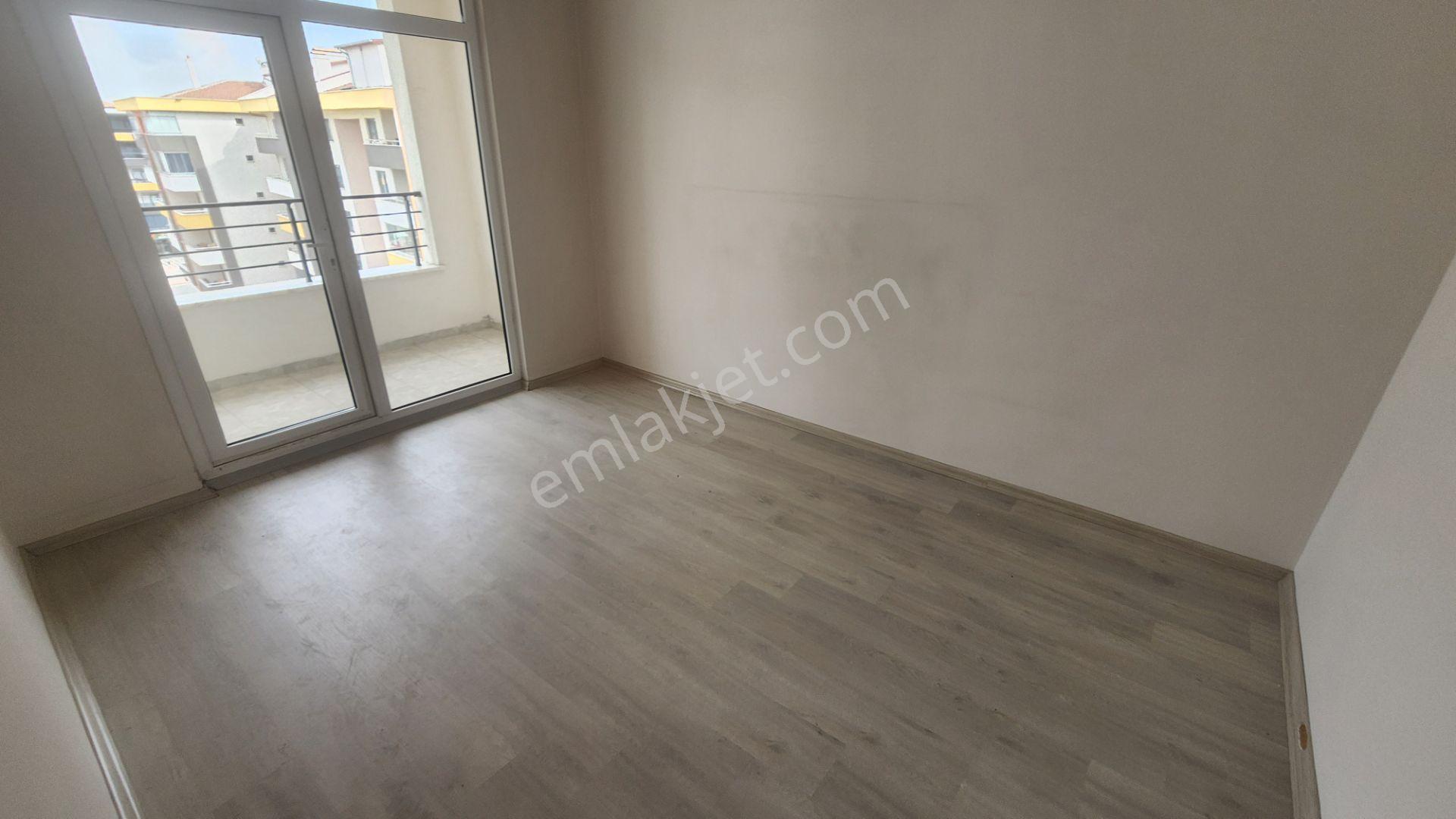 Karaca'dan Erenler Mahallesi 3+1 Kiralık Ara Kat Daire - Görsel 13