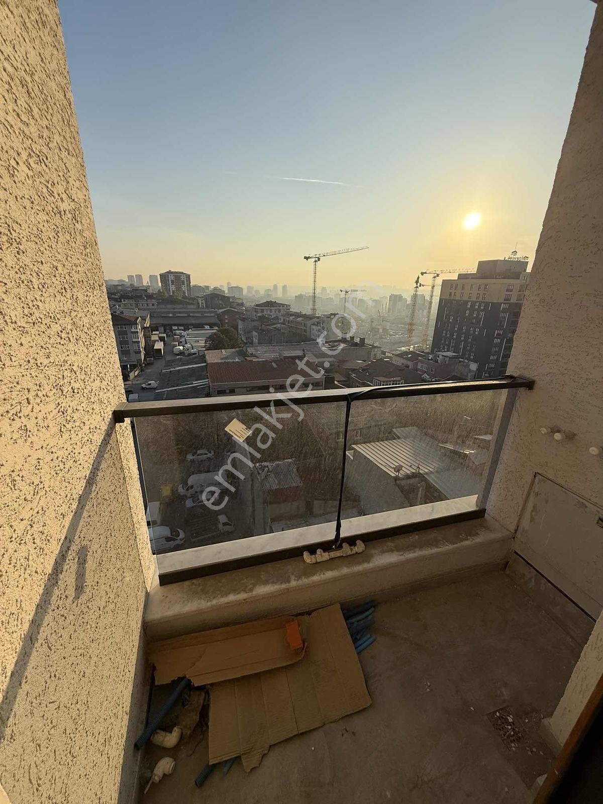 Mahmutbey - Güneşli / 3+1 100 M² Sıfır İki Balkonlu / Revan Park - Görsel 32
