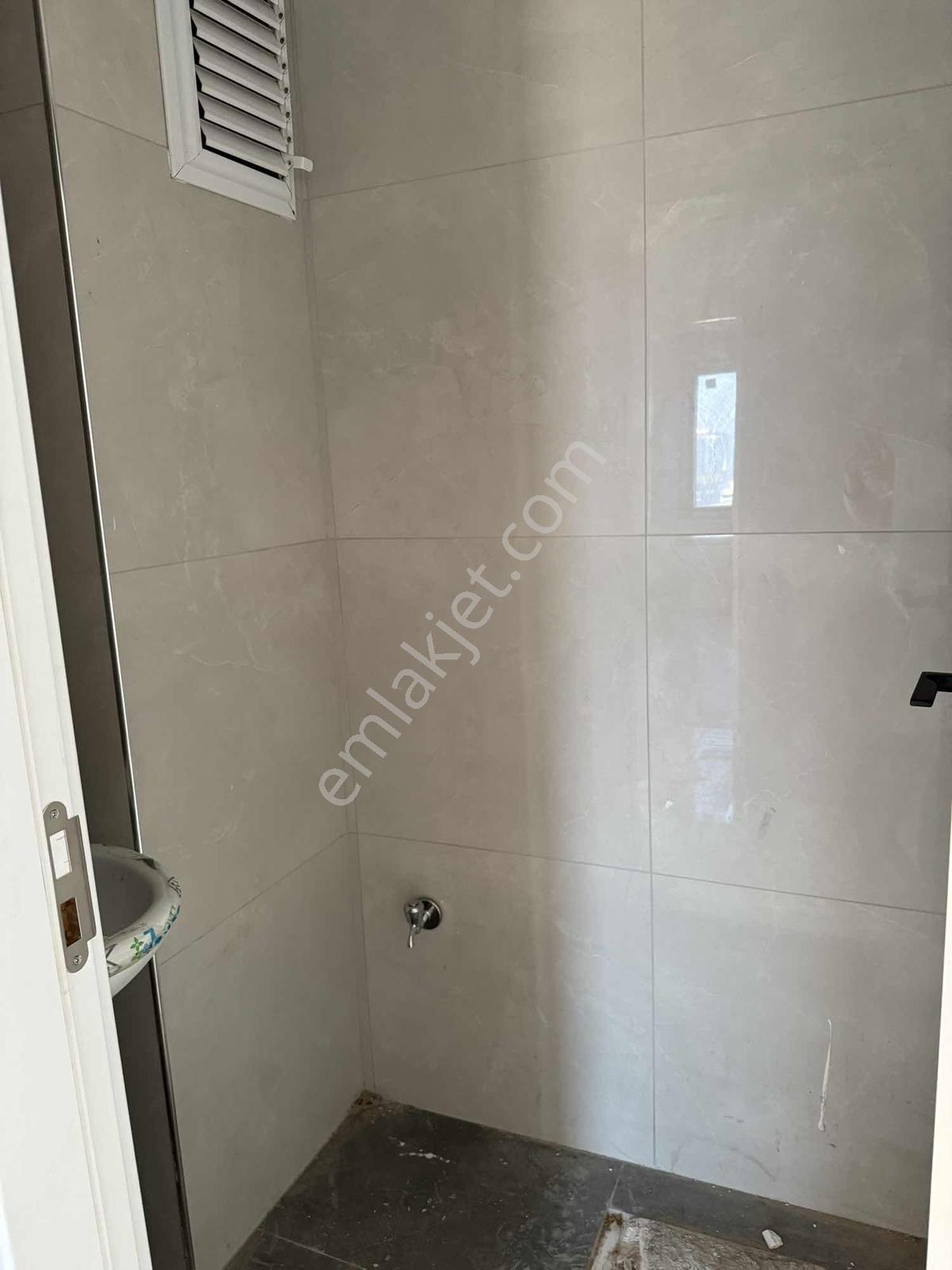 Mahmutbey - Güneşli / 3+1 100 M² Sıfır İki Balkonlu / Revan Park - Görsel 23