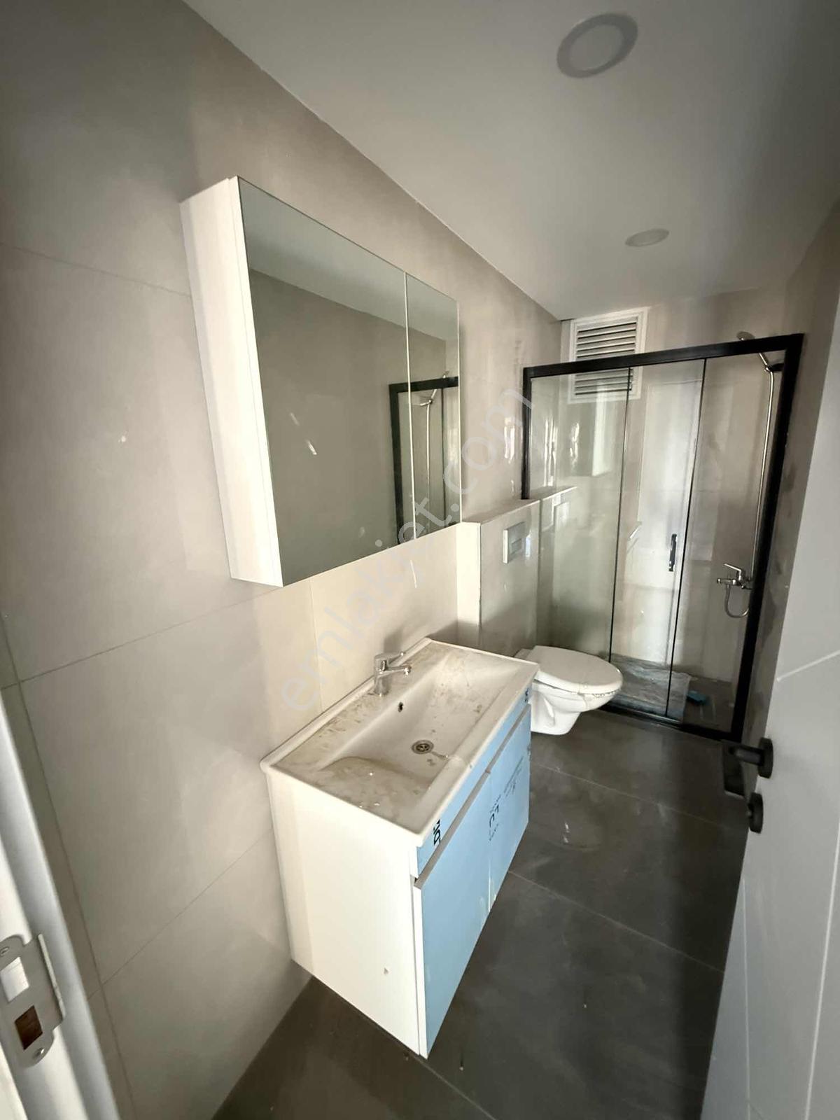 Mahmutbey - Güneşli / 3+1 100 M² Sıfır İki Balkonlu / Revan Park - Görsel 6