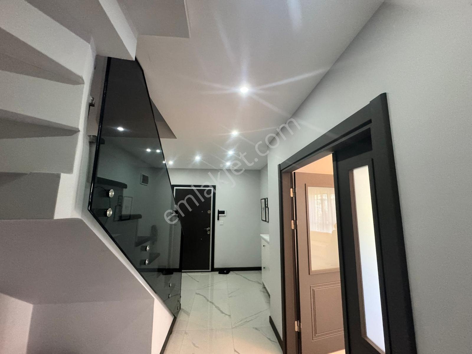 Remax Anka'dan Havuzlu Butik Site İçerisinde Satılık Villa - Görsel 33